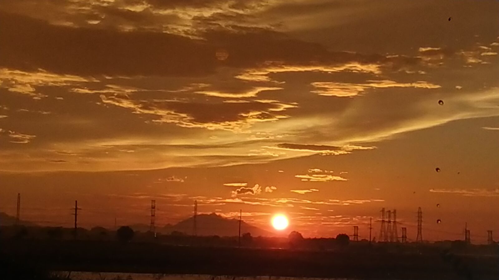 Xiaomi Redmi Note 7 sample photo. Sky, clouds, the sun photography