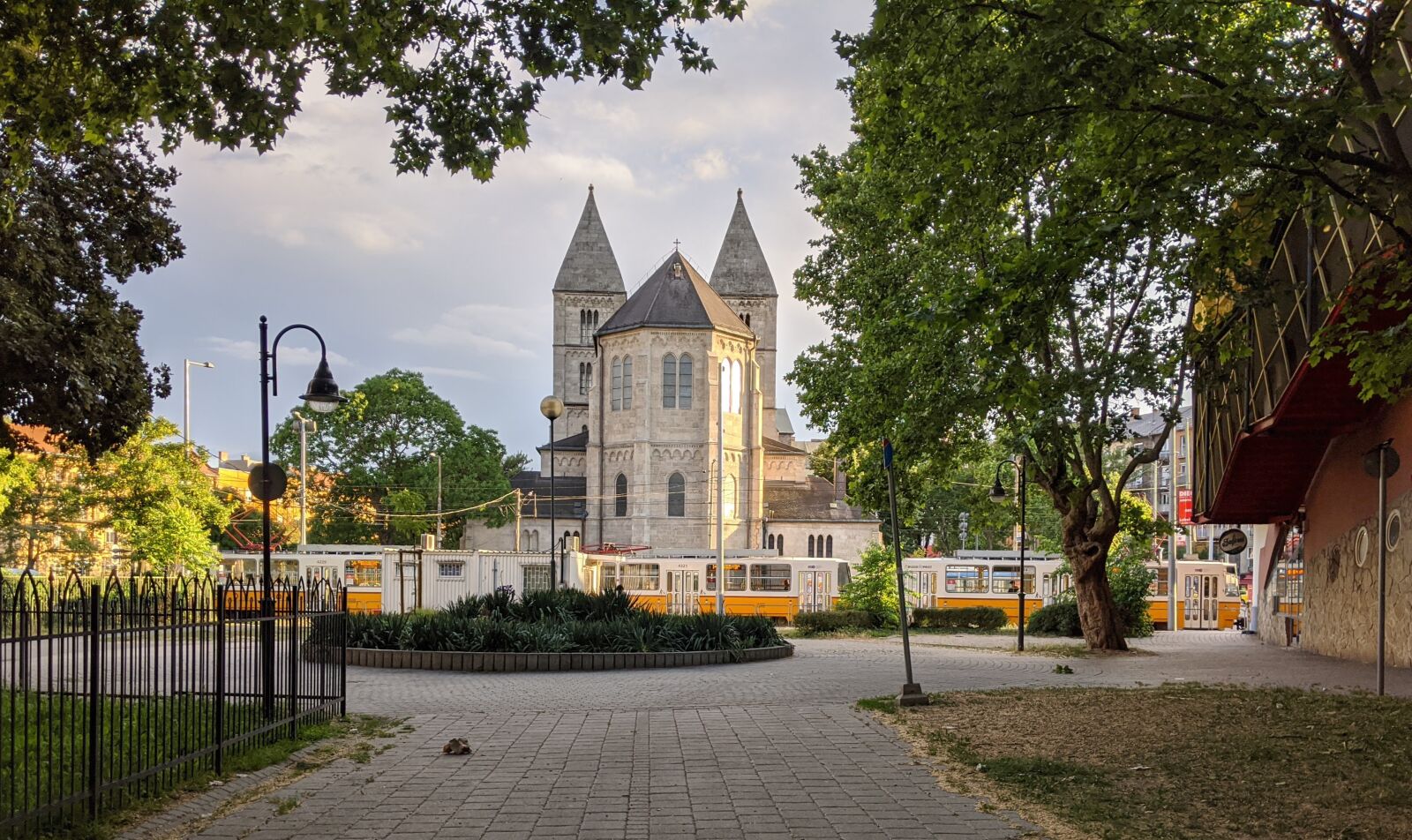 Google Pixel 3a sample photo. Budapest, saint margaret, church photography