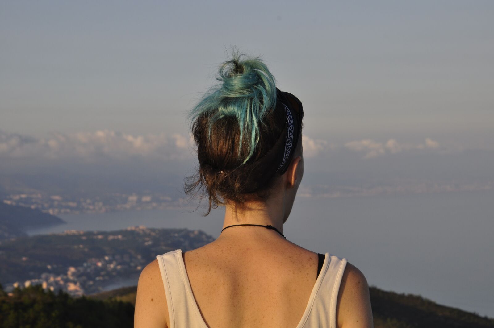 Nikon D5000 sample photo. Horizon, girl, landscape photography