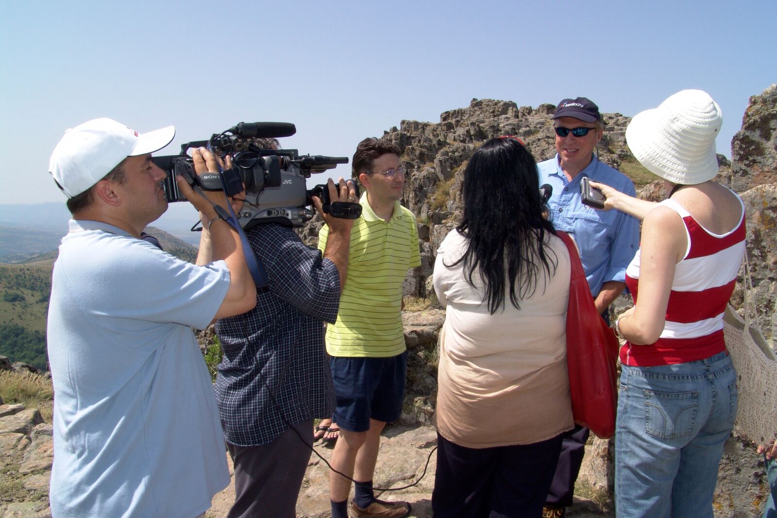 Sony DSC-F828 sample photo. Interview, macedonia, ancient photography
