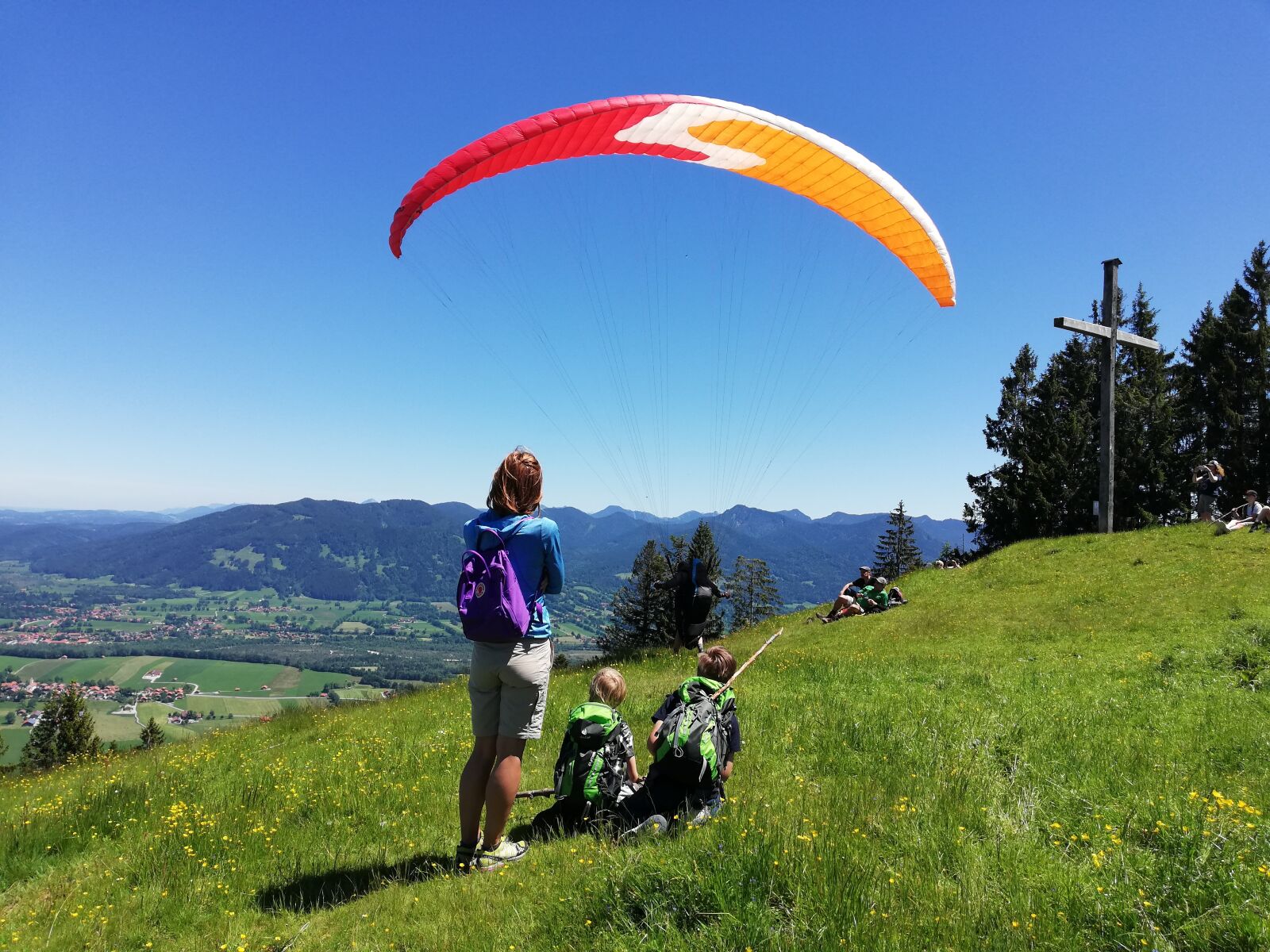 HUAWEI P20 lite sample photo. Brauneck, paragliding, viewers photography