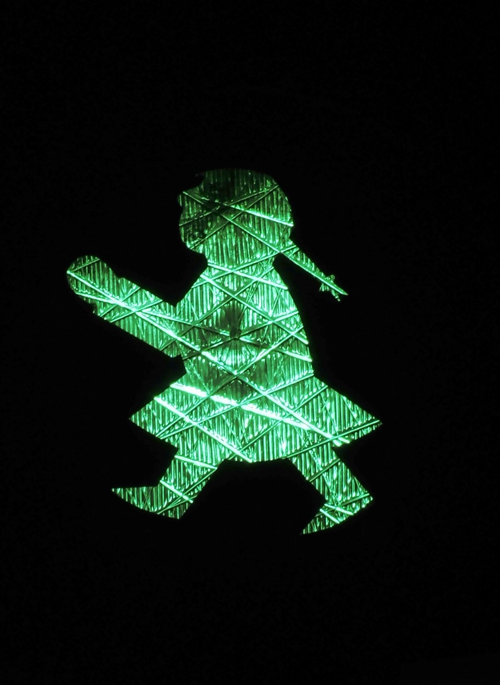 MEDION MD86824 sample photo. Traffic lights, little green photography