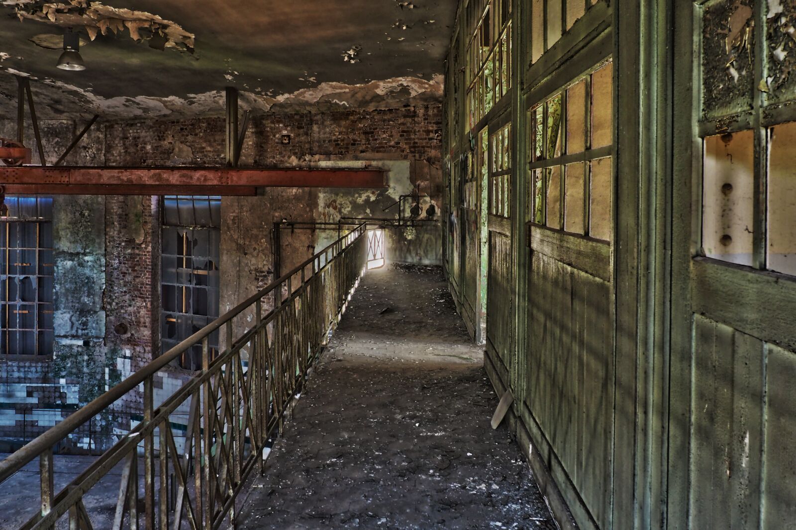 Olympus OM-D E-M10 sample photo. Lost places, factory, pforphoto photography