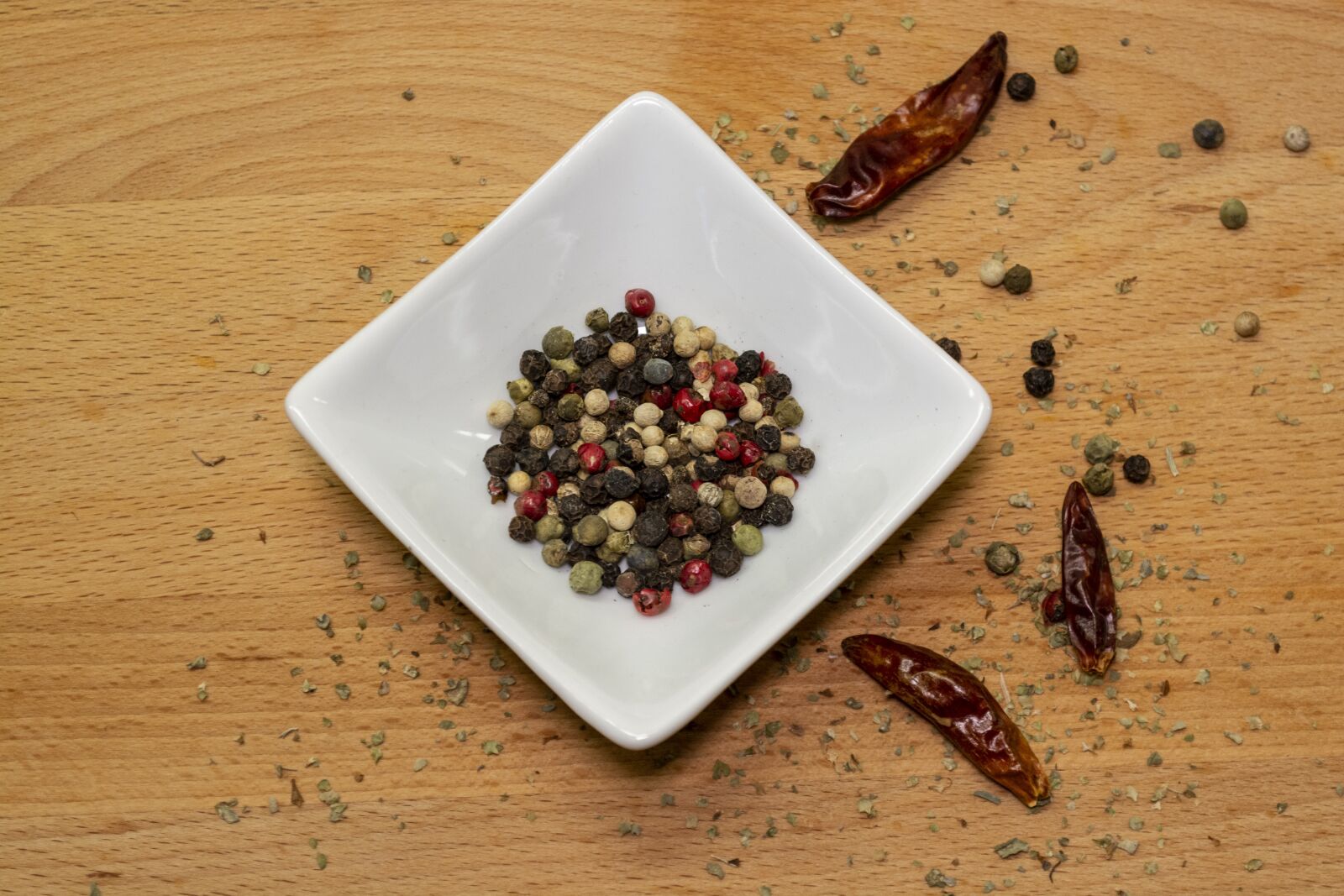 Nikon D5200 sample photo. Pepper, spice, sharp photography