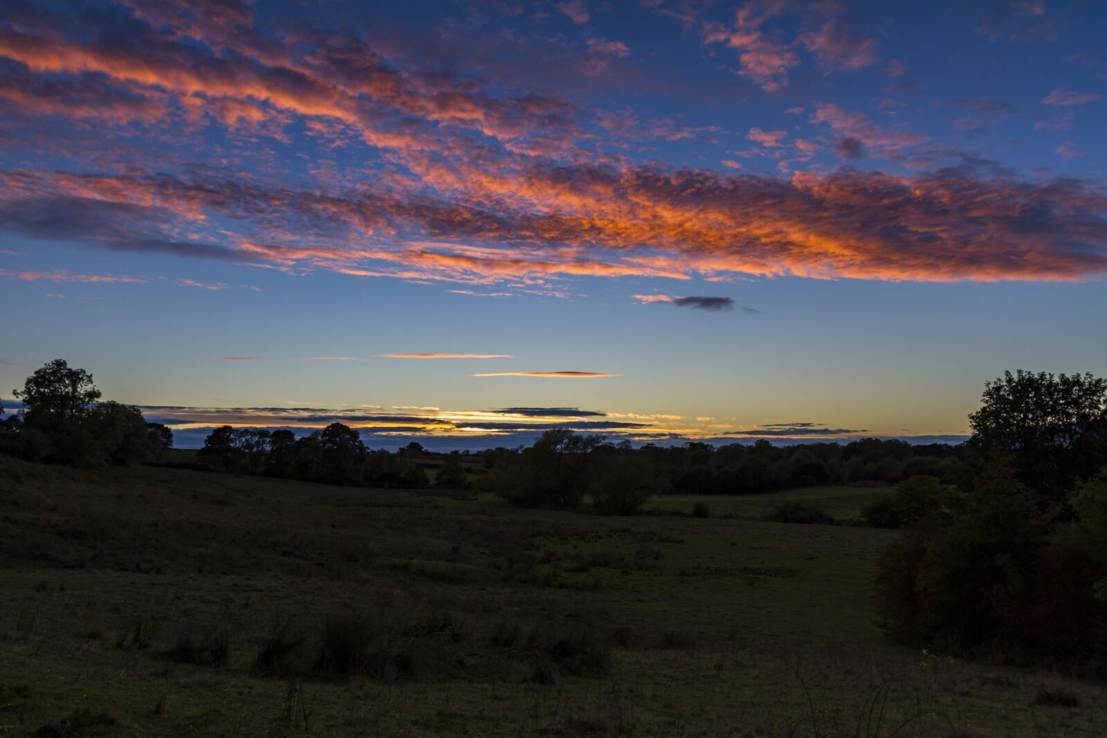 Canon EOS 7D + Canon EF 17-40mm F4L USM sample photo. Sunset, sky, landscape photography
