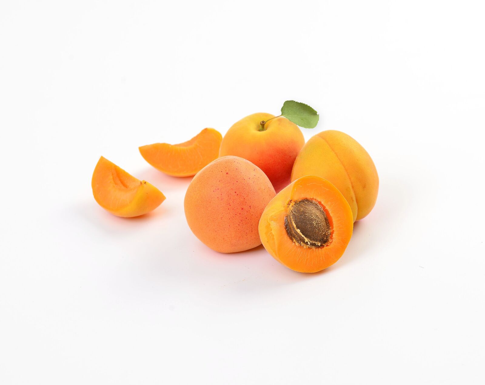 Nikon D800 sample photo. Apricots, fruit, orange photography