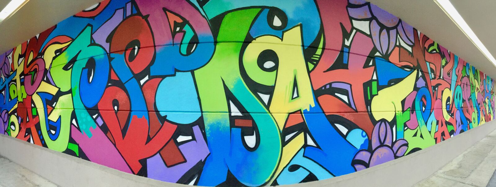 iPhone 6 Plus back camera 4.15mm f/2.2 sample photo. Graffiti, artistic, paint photography