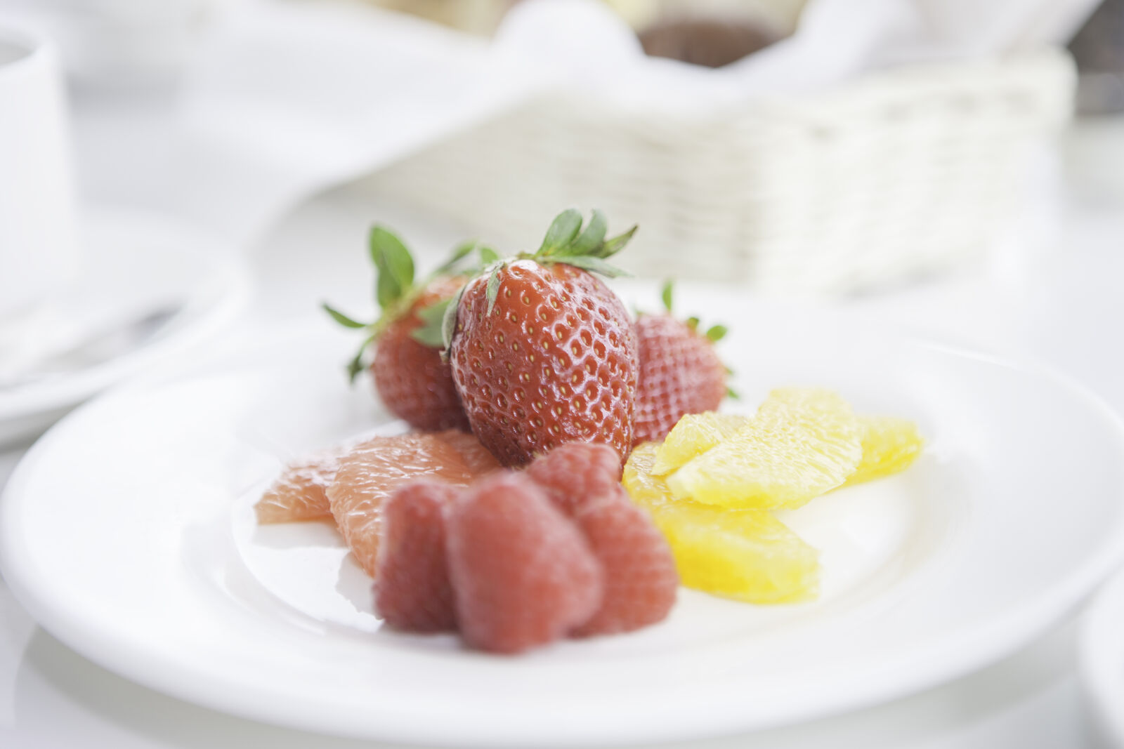 Canon EOS 5D Mark II sample photo. Food, food, cooking, strawberry photography