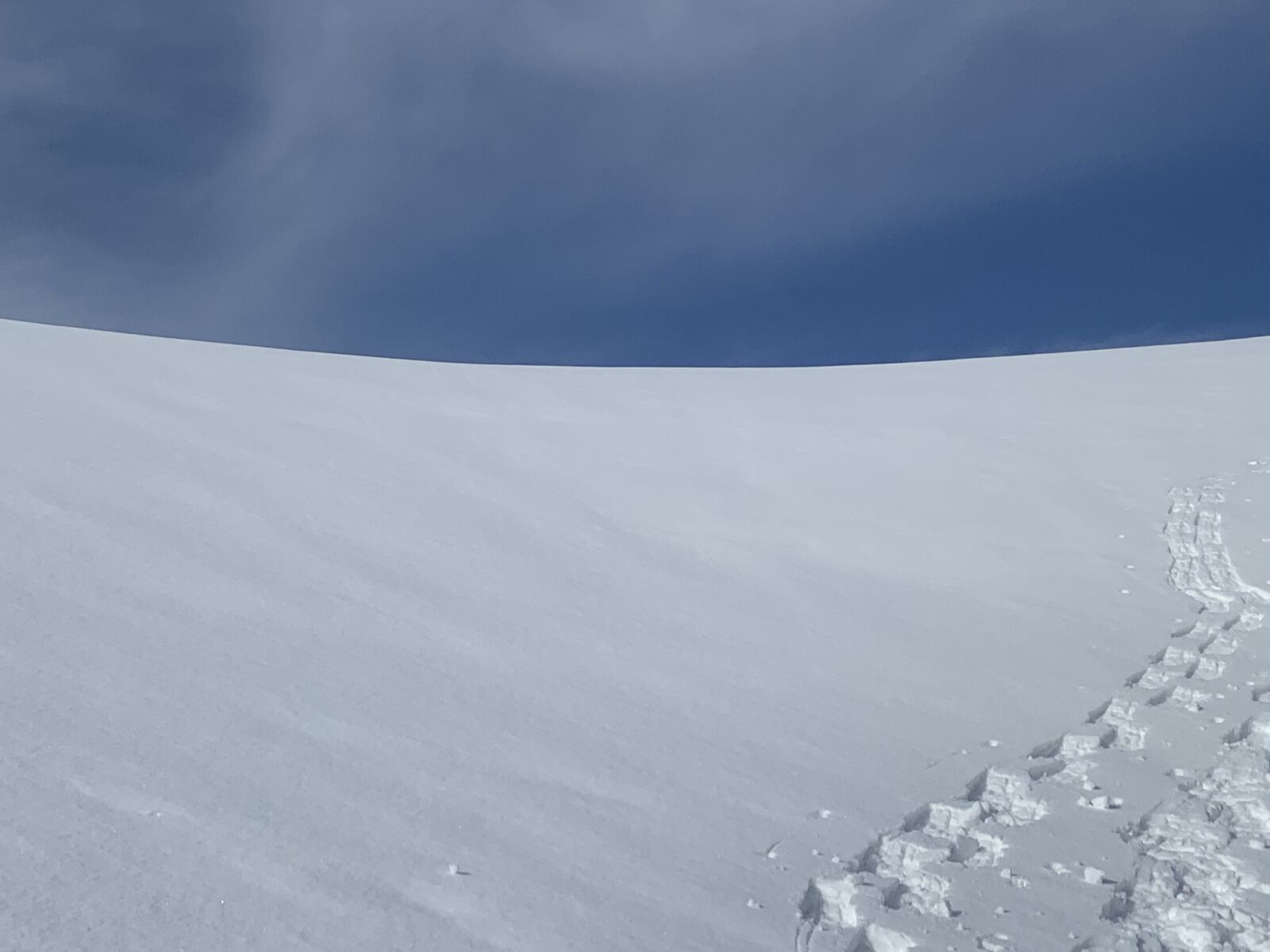 Apple iPhone XR sample photo. Snow, not, traces photography