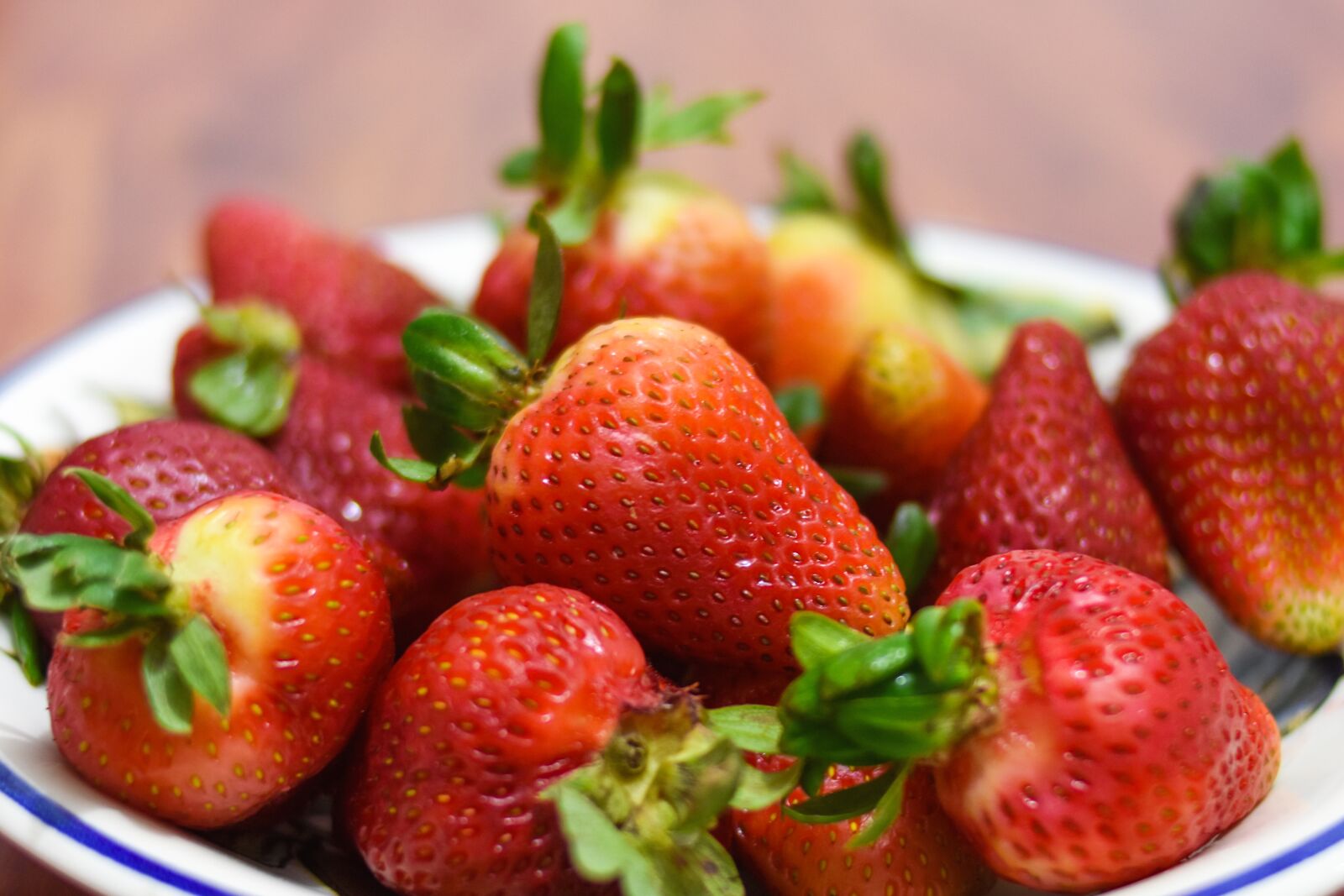 Nikon D3400 sample photo. Strawberries, fruit, red photography
