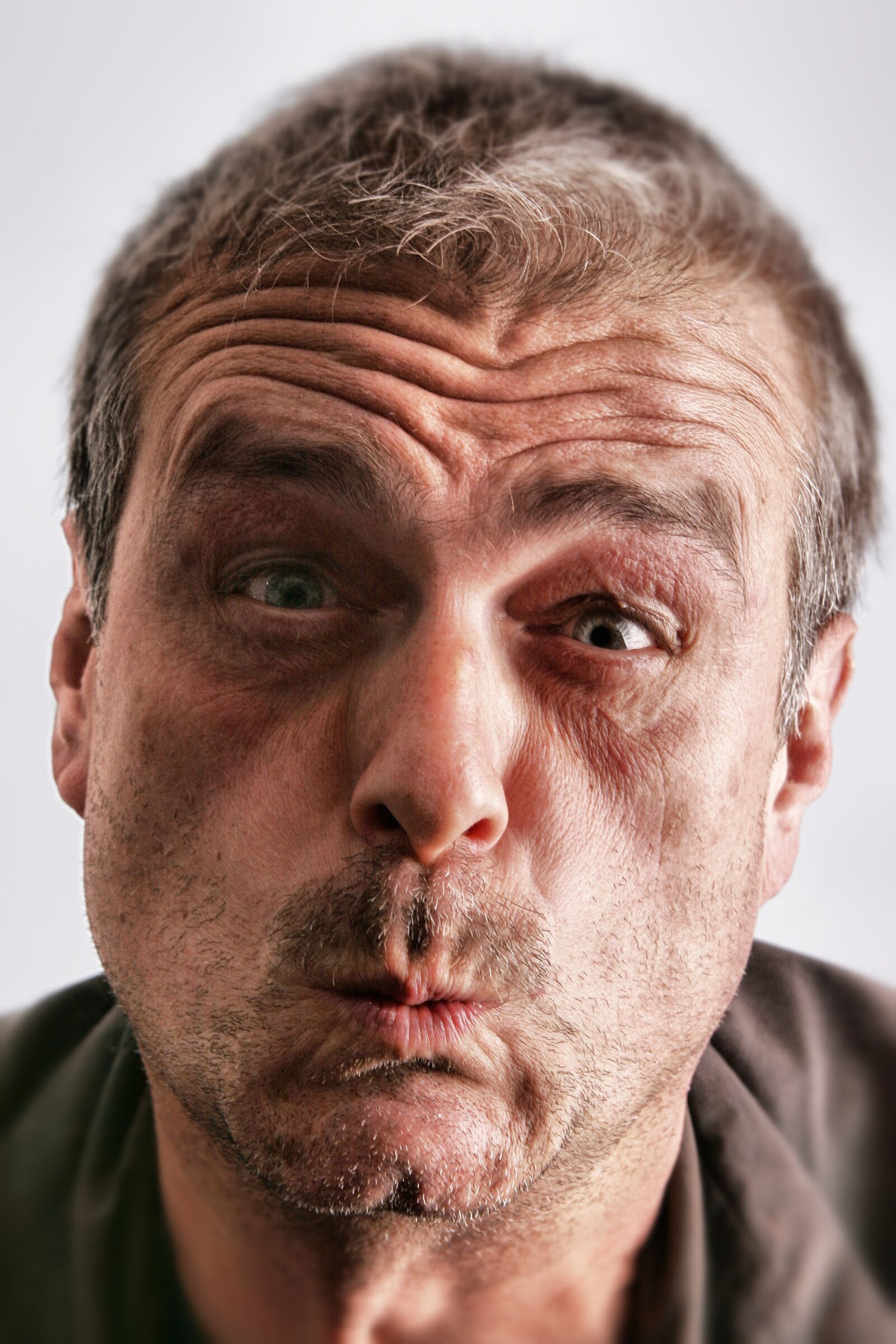 Canon EOS 20D sample photo. Face, man, stupid photography