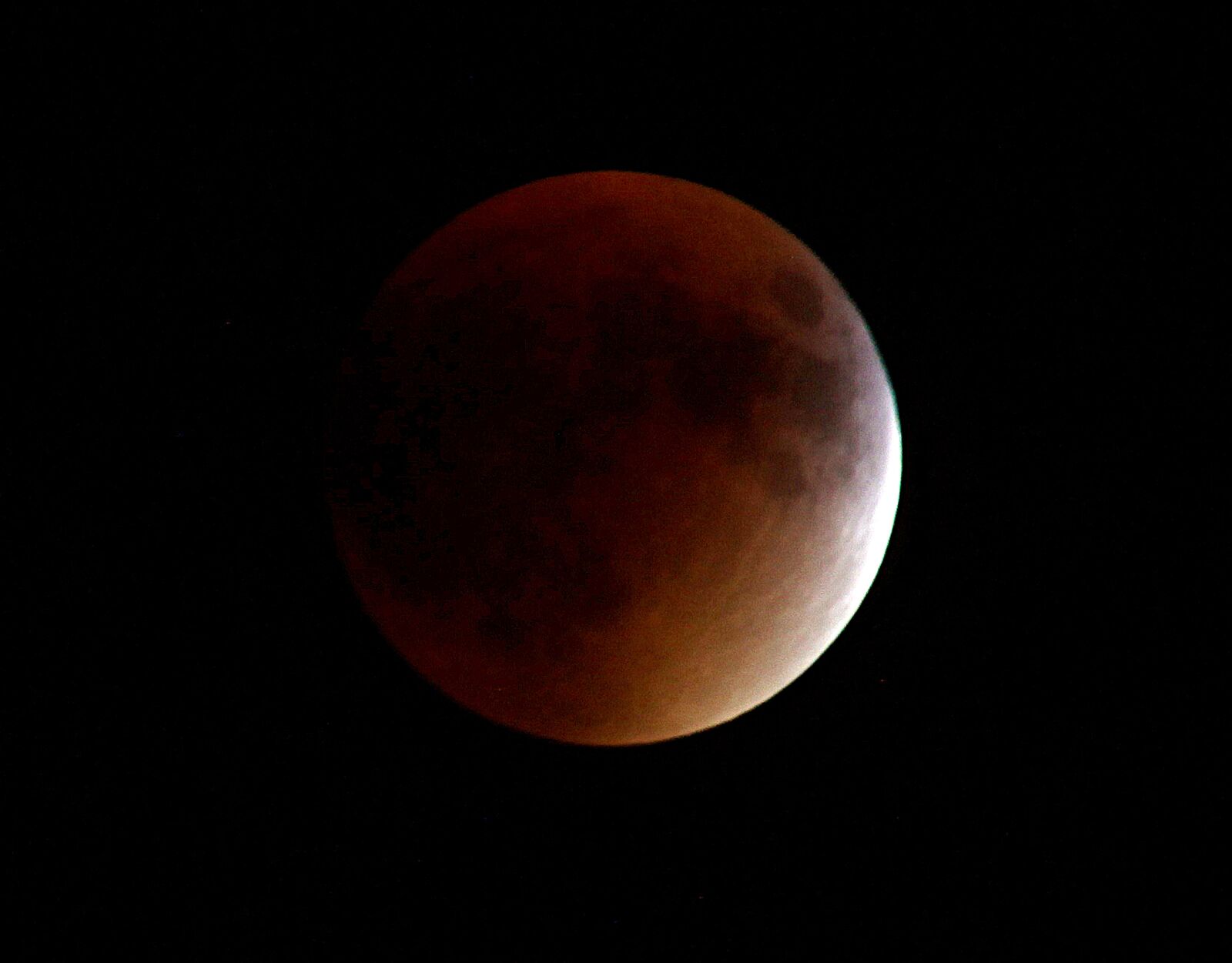 Canon EOS 5D Mark II sample photo. Red moon, moon, eclipse photography