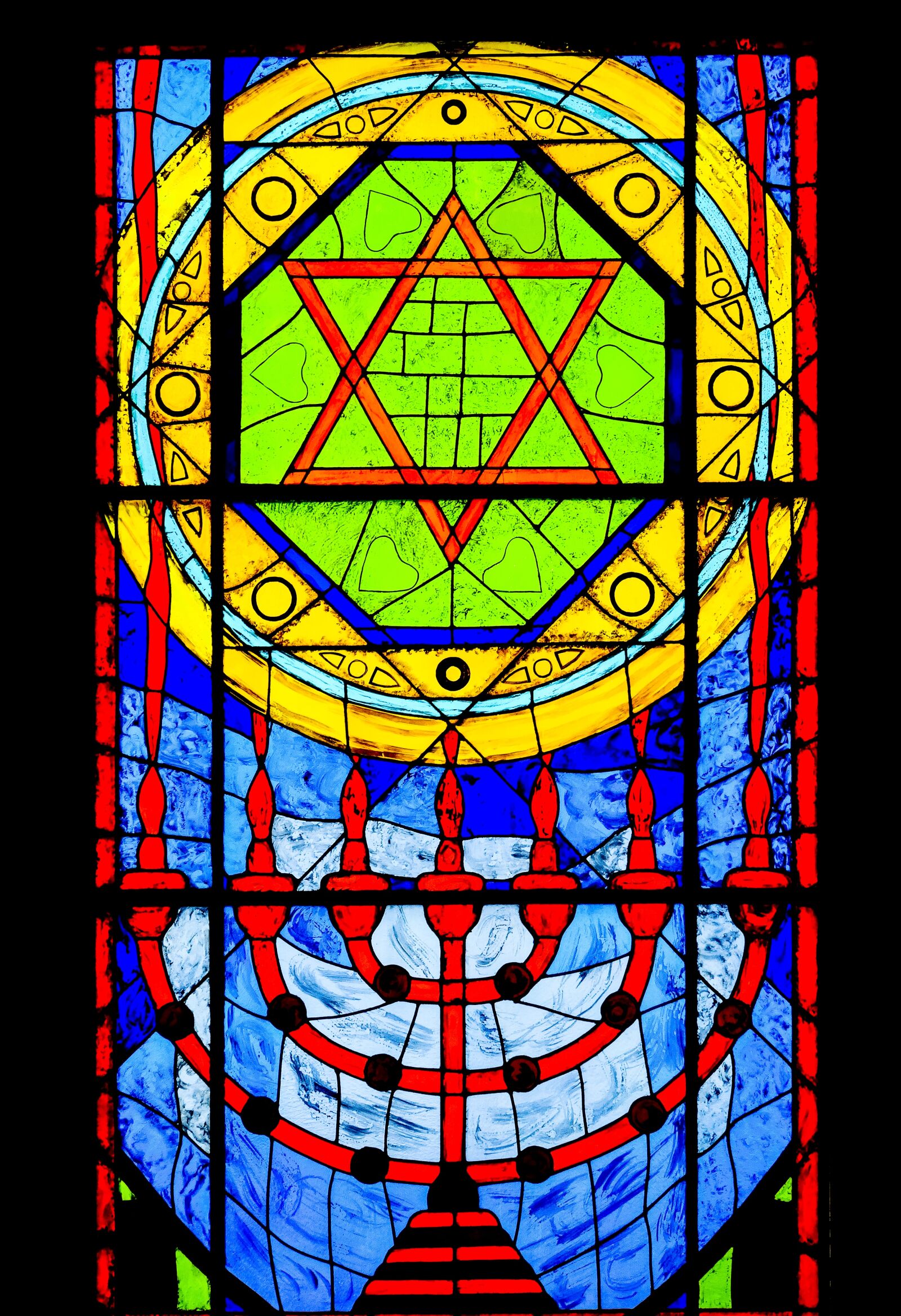 Sony Cyber-shot DSC-HX50V sample photo. Vitrage, menorah, stained glass photography