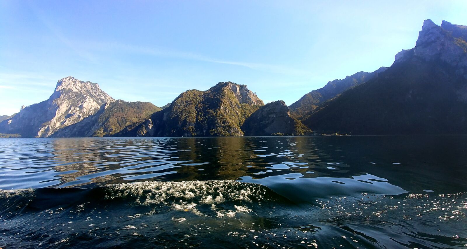 LG G6 sample photo. Lake, mountains, landscape photography