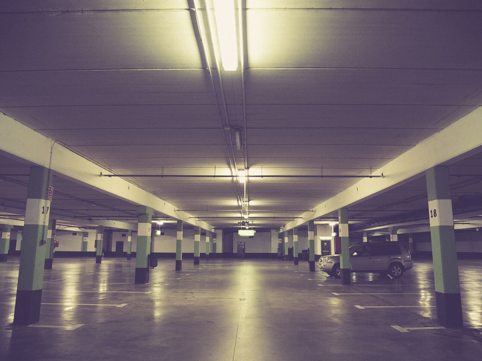Fujifilm X10 sample photo. Car, garage, underground, garage photography