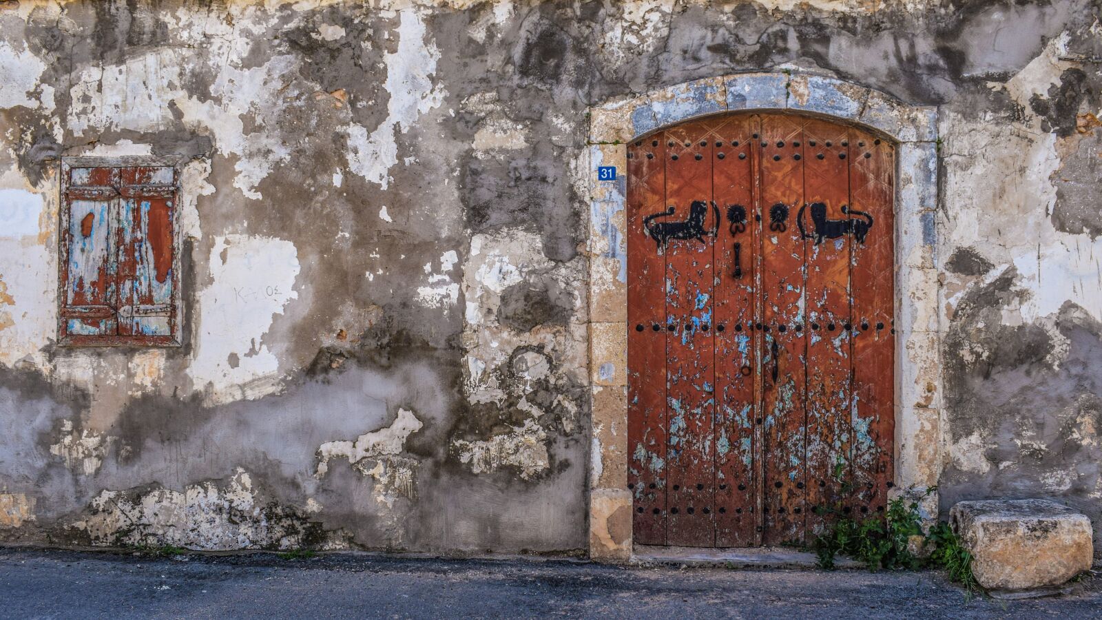 Nikon D3300 sample photo. Old house, exterior, door photography