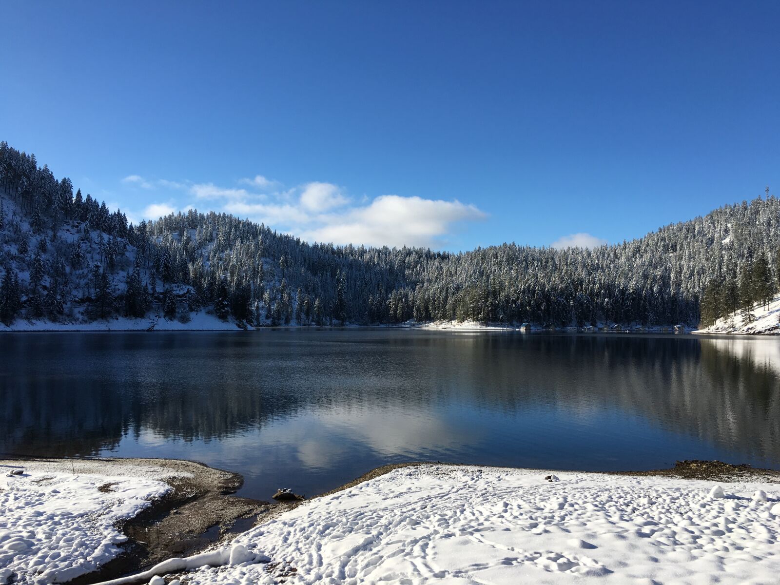 Apple iPhone 6s sample photo. Lake, winter, landscape photography