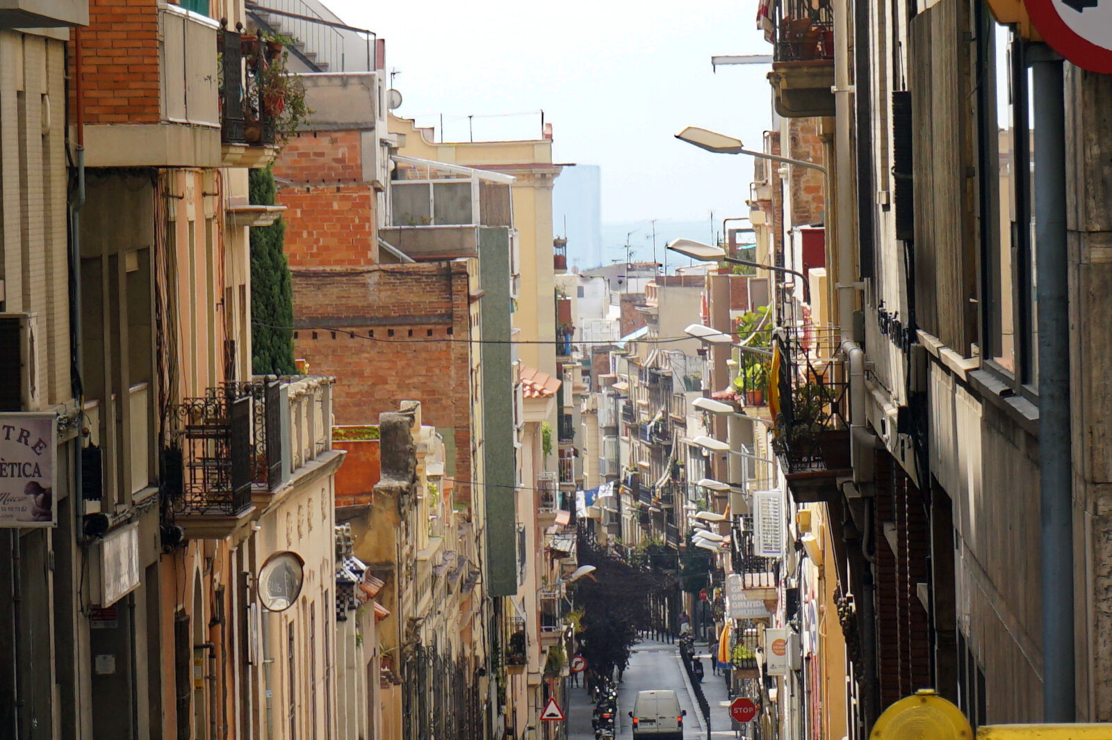 Sony E 16-50mm F3.5-5.6 PZ OSS sample photo. Andalusia, barcelona, city, view photography