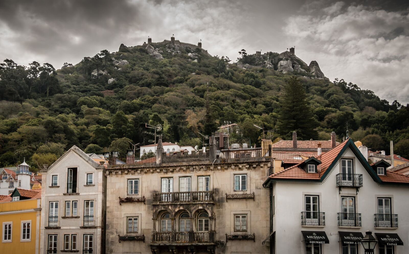 Canon EOS 70D sample photo. Sintra, the strength of photography