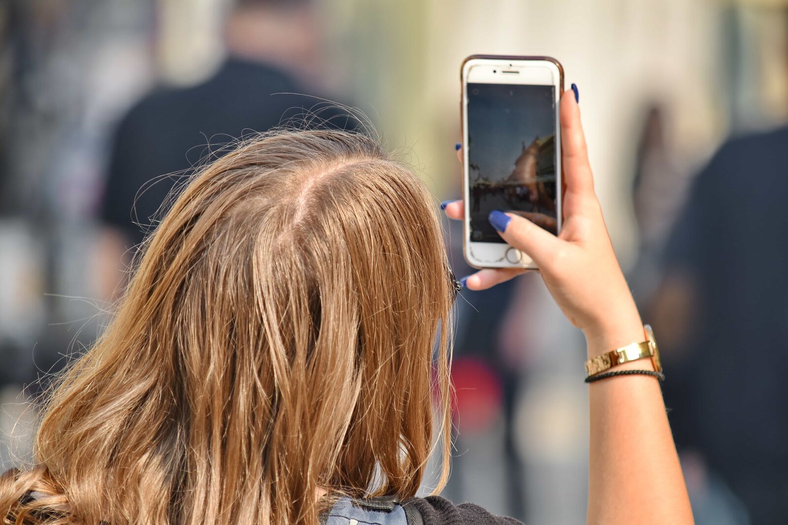 Nikon D5500 sample photo. Blonde hair, mobile phone photography
