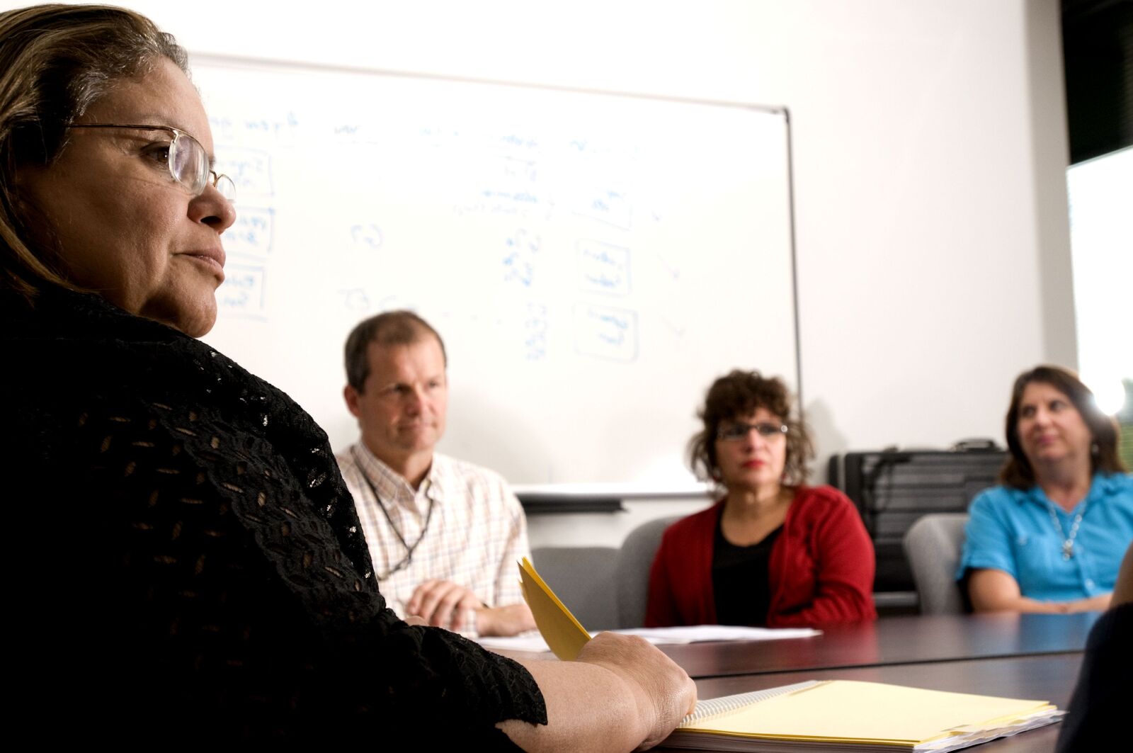 Nikon D300 sample photo. Workers, sitting, table, discussing photography