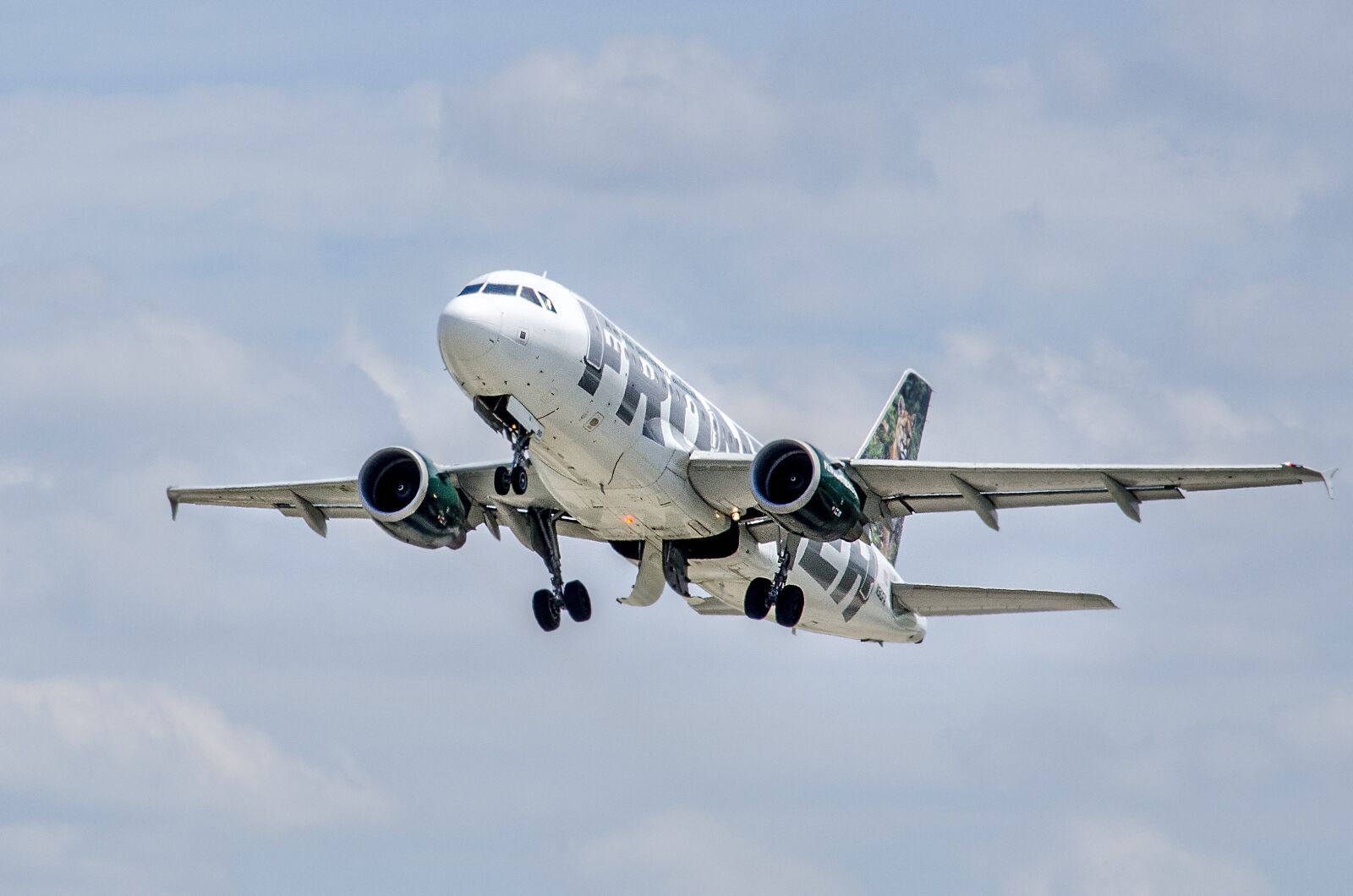 Nikon D7000 sample photo. Plane, airplane, aircraft photography