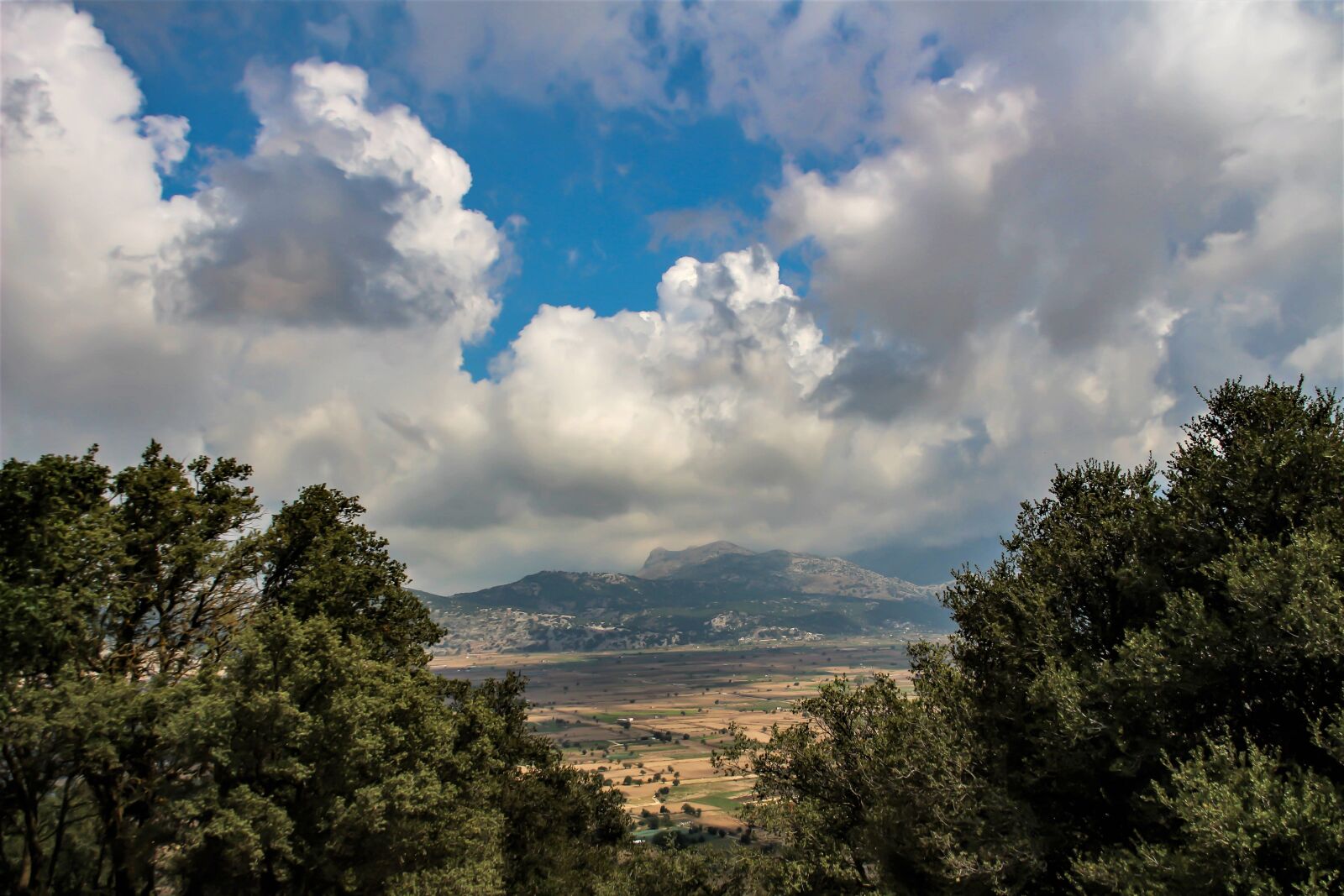 Canon EOS 700D (EOS Rebel T5i / EOS Kiss X7i) sample photo. Landscape, nature, clouds photography
