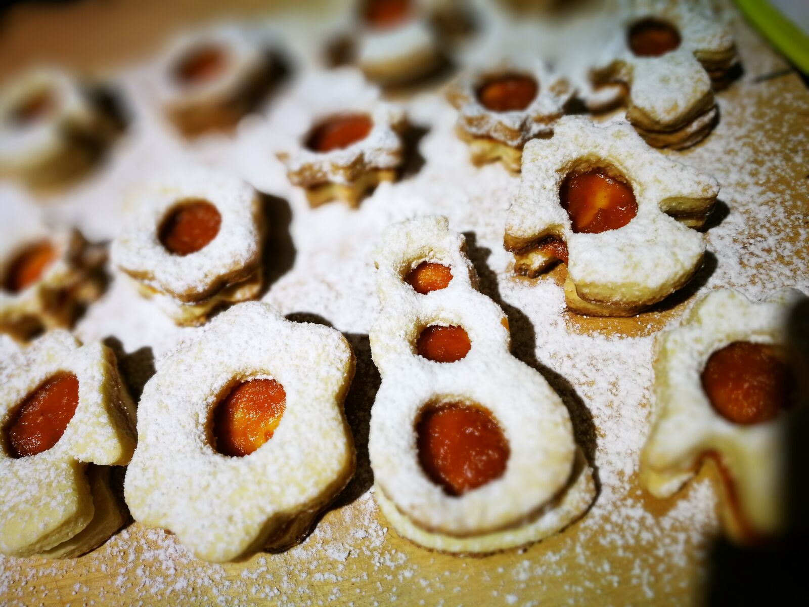 HUAWEI P9 sample photo. Linzer, christmas, cake photography