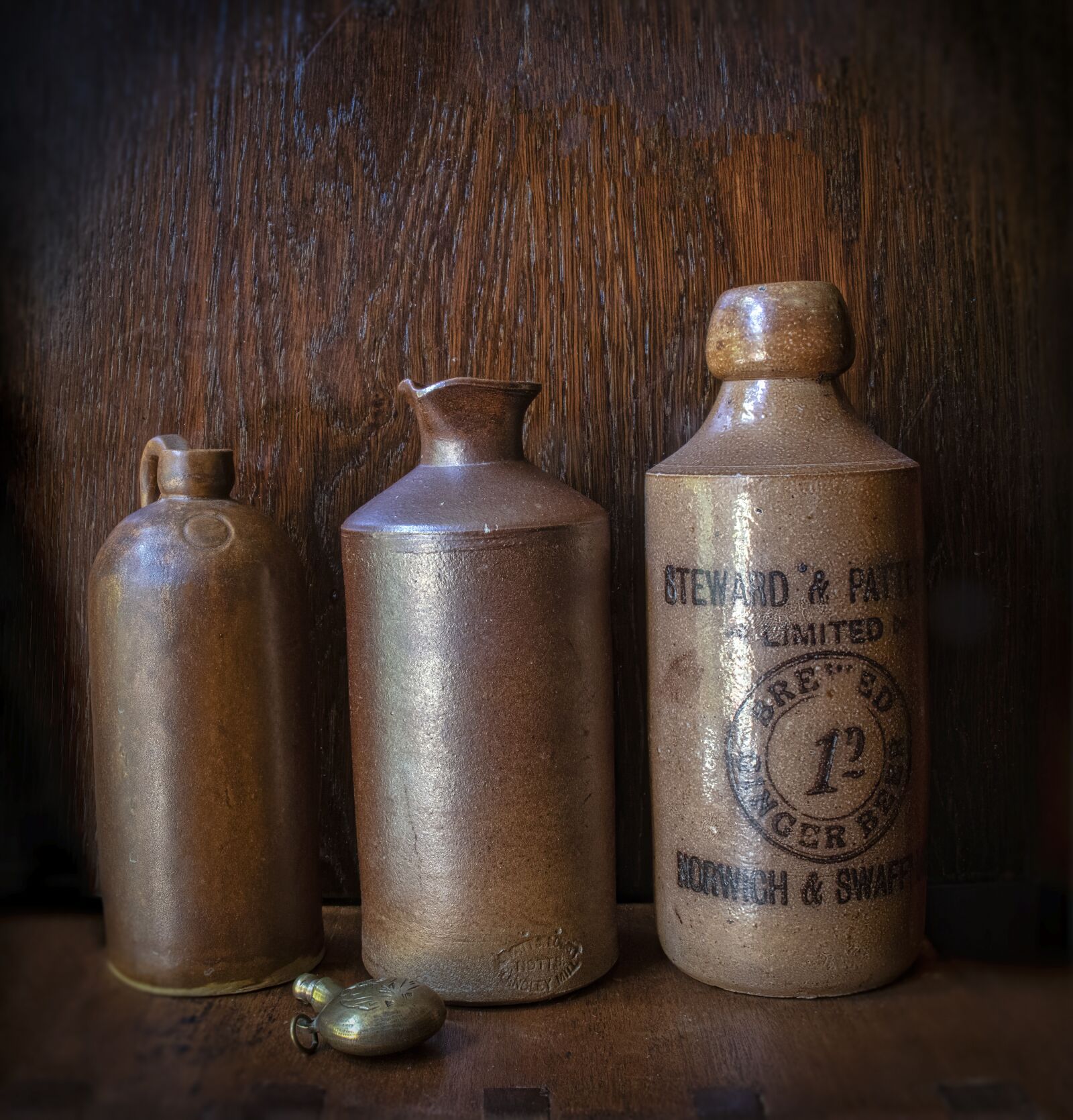 Canon EOS 800D (EOS Rebel T7i / EOS Kiss X9i) sample photo. Bottles, still-life, brown photography