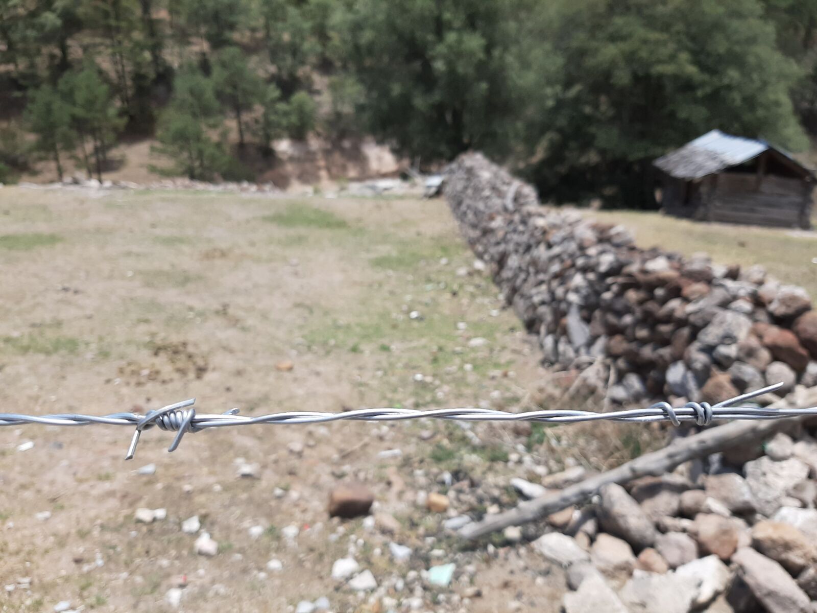 Samsung Galaxy A50 sample photo. Canvas, stones, sierra photography