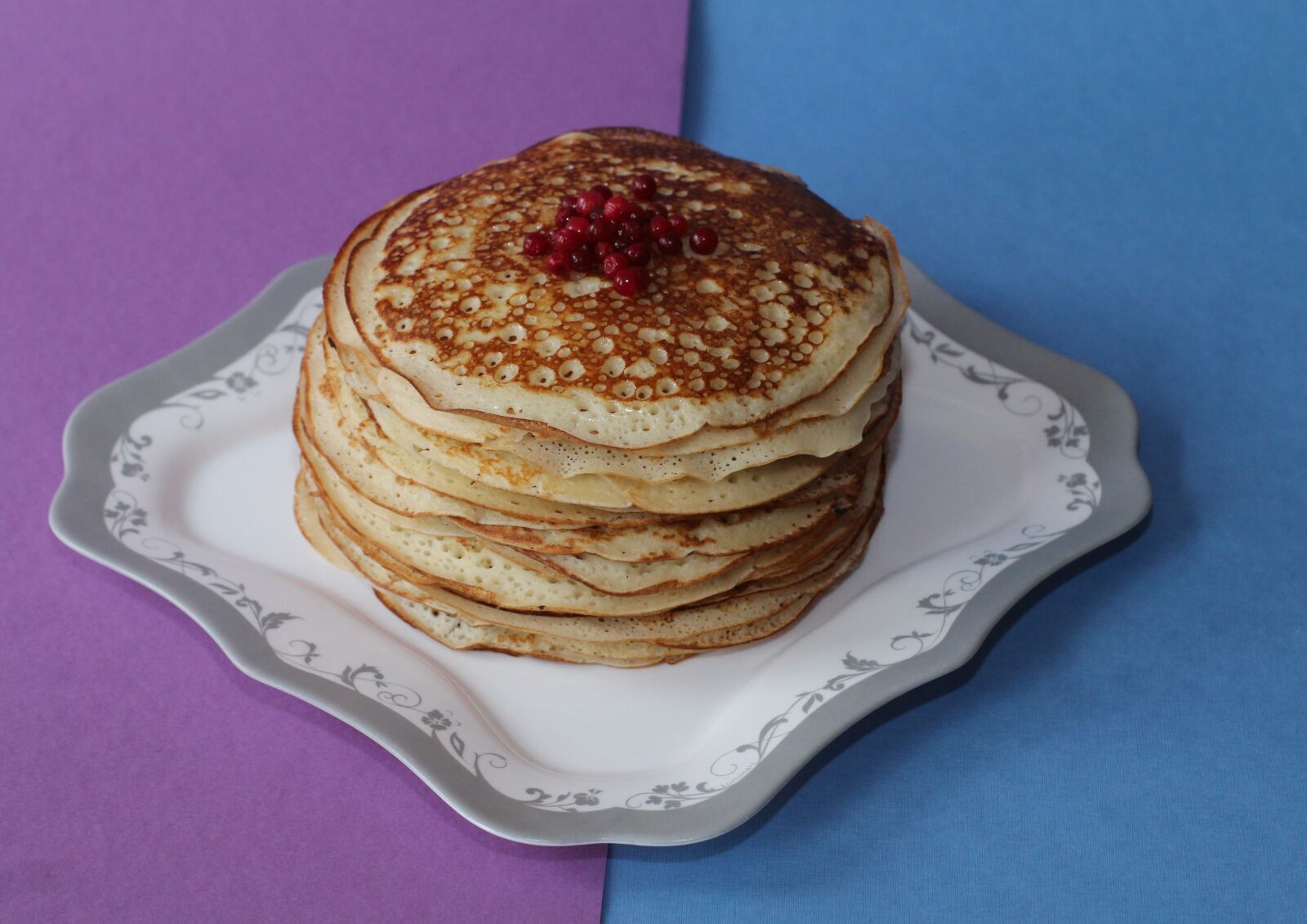 Canon EOS 1200D (EOS Rebel T5 / EOS Kiss X70 / EOS Hi) sample photo. Pancakes, carnival, food photography