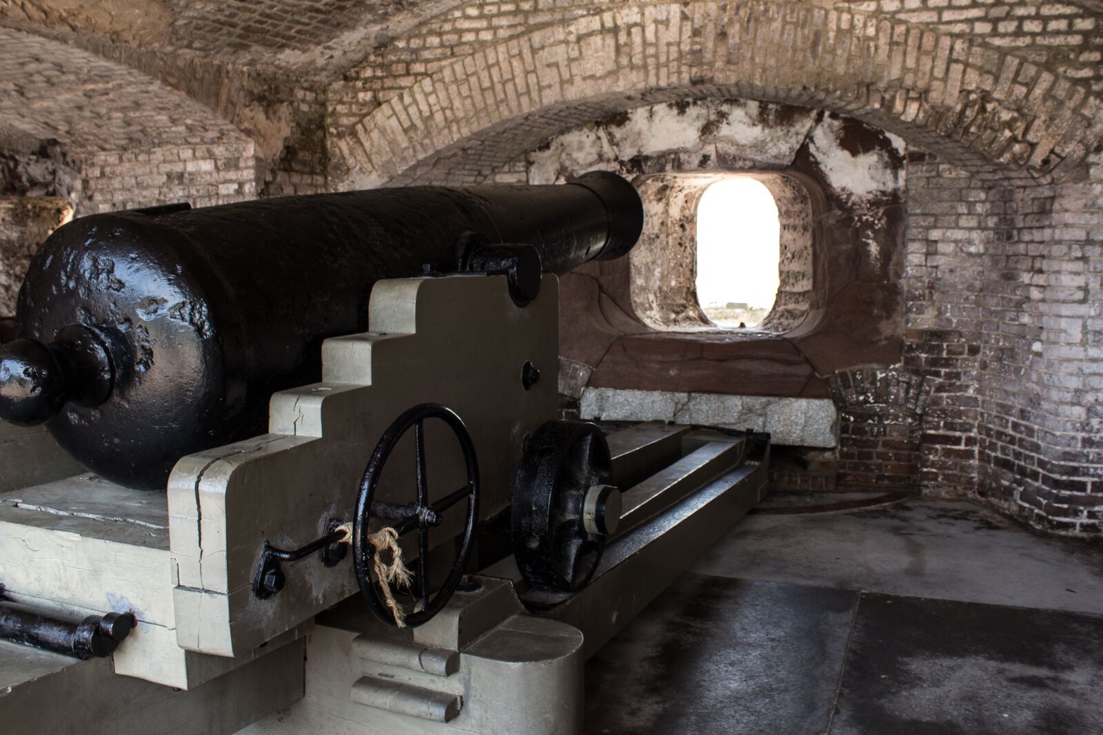 Canon EOS 600D (Rebel EOS T3i / EOS Kiss X5) sample photo. Cannon, fort sumter, south photography