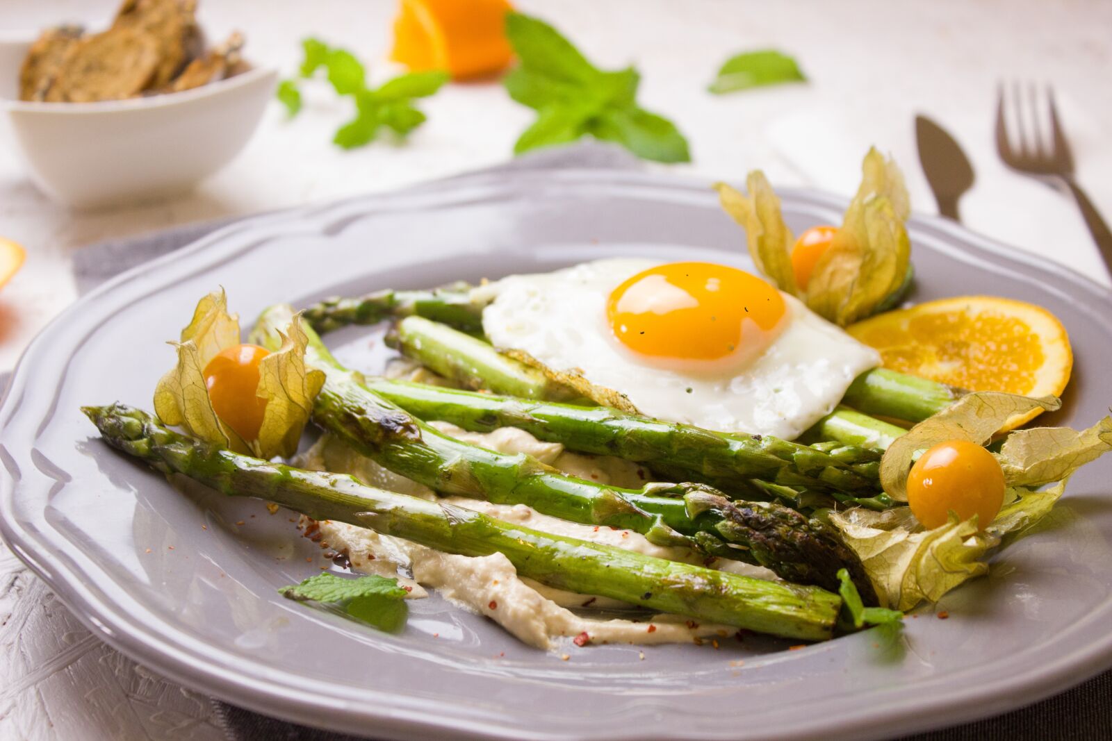 Canon EOS 600D (Rebel EOS T3i / EOS Kiss X5) sample photo. Asparagus, fried, orange photography