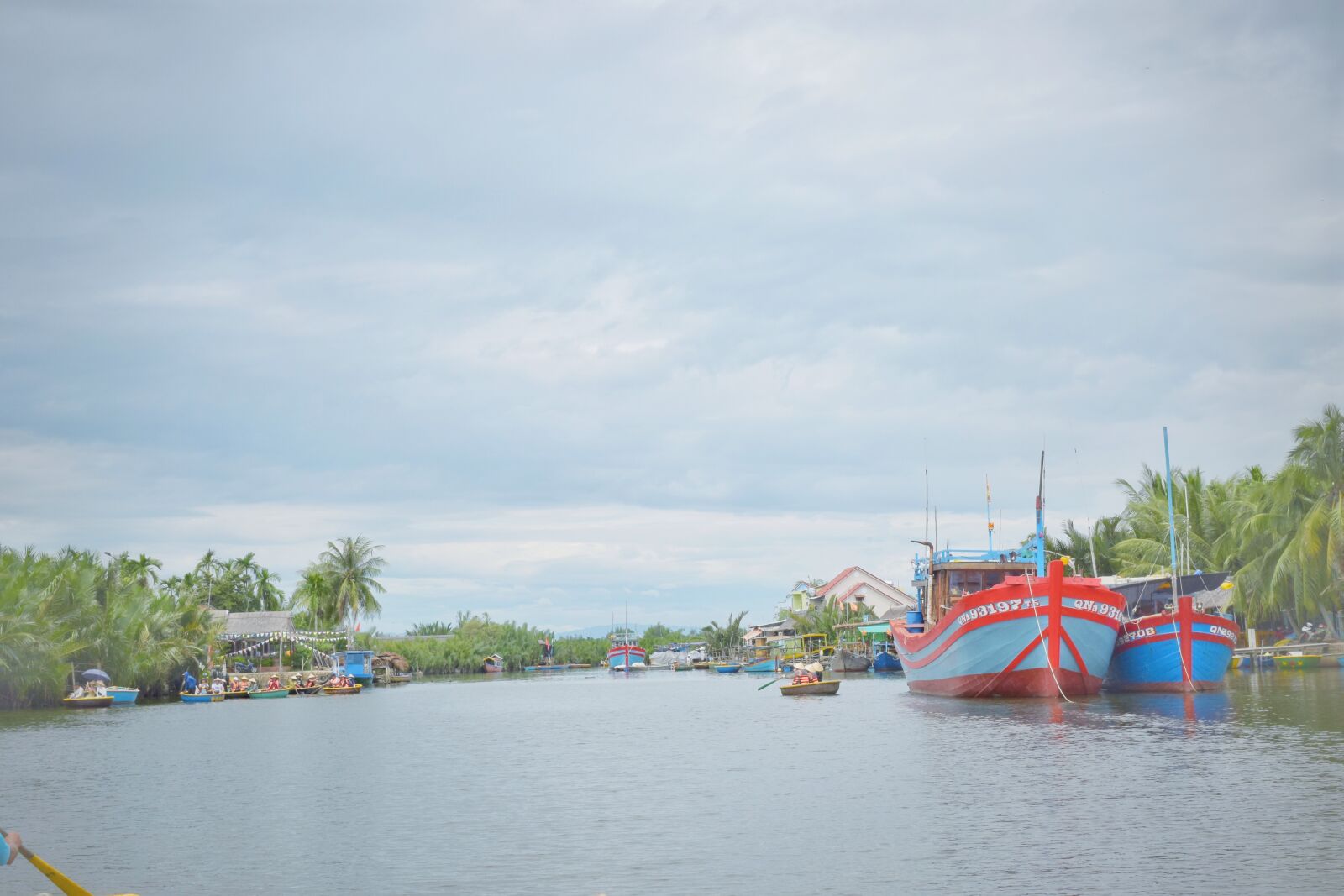 Nikon D5500 sample photo. Lake, pond, boat photography