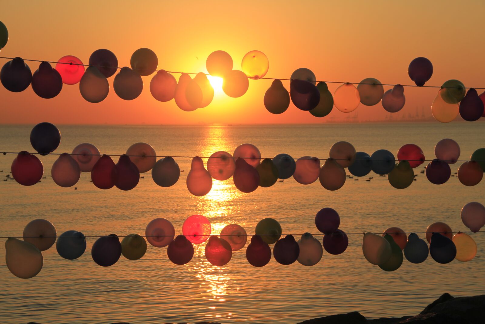 Canon EOS 7D sample photo. Balloon, marine, light photography