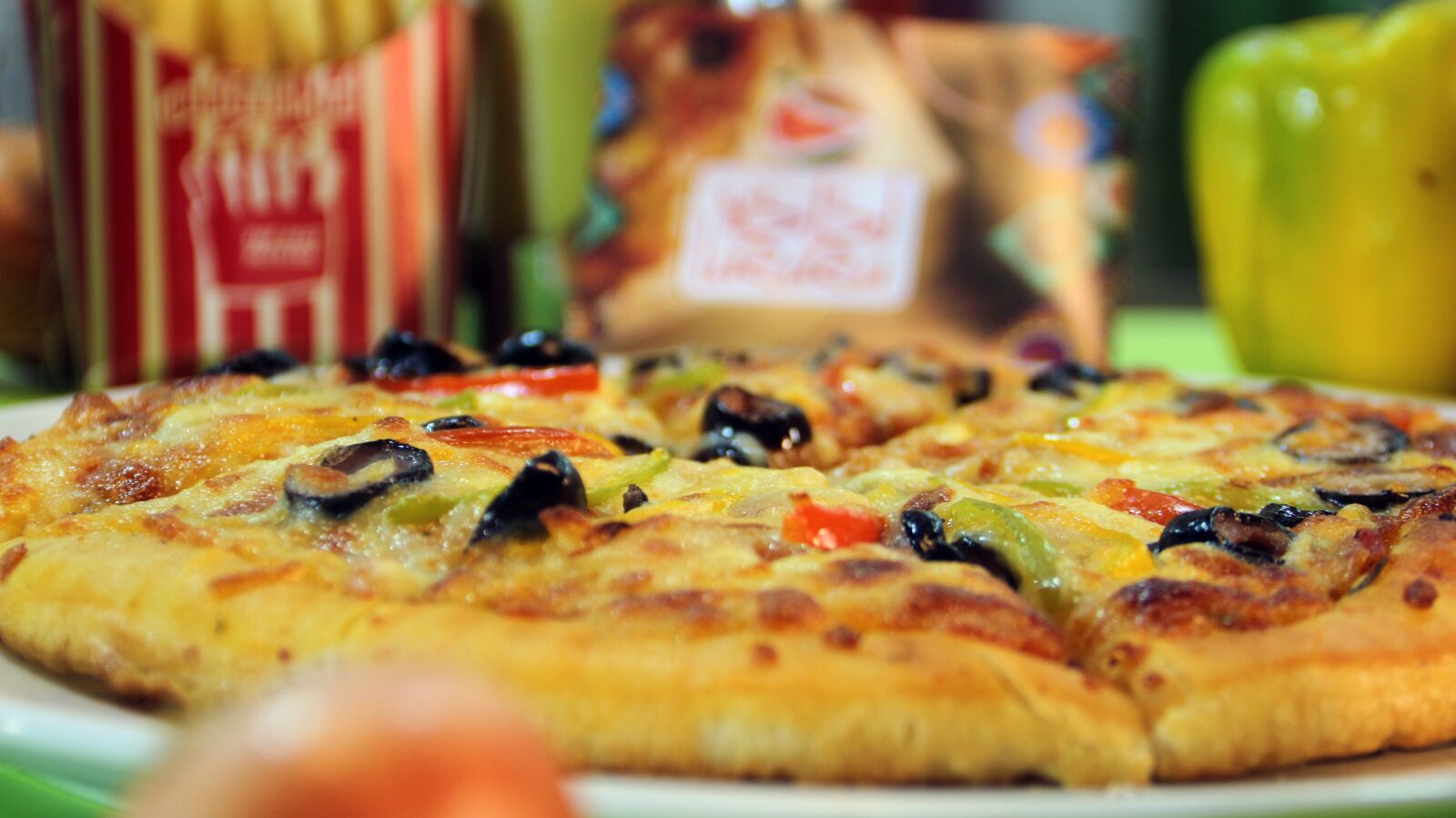 Canon EOS 700D (EOS Rebel T5i / EOS Kiss X7i) sample photo. Pazza, egypt, cairo photography