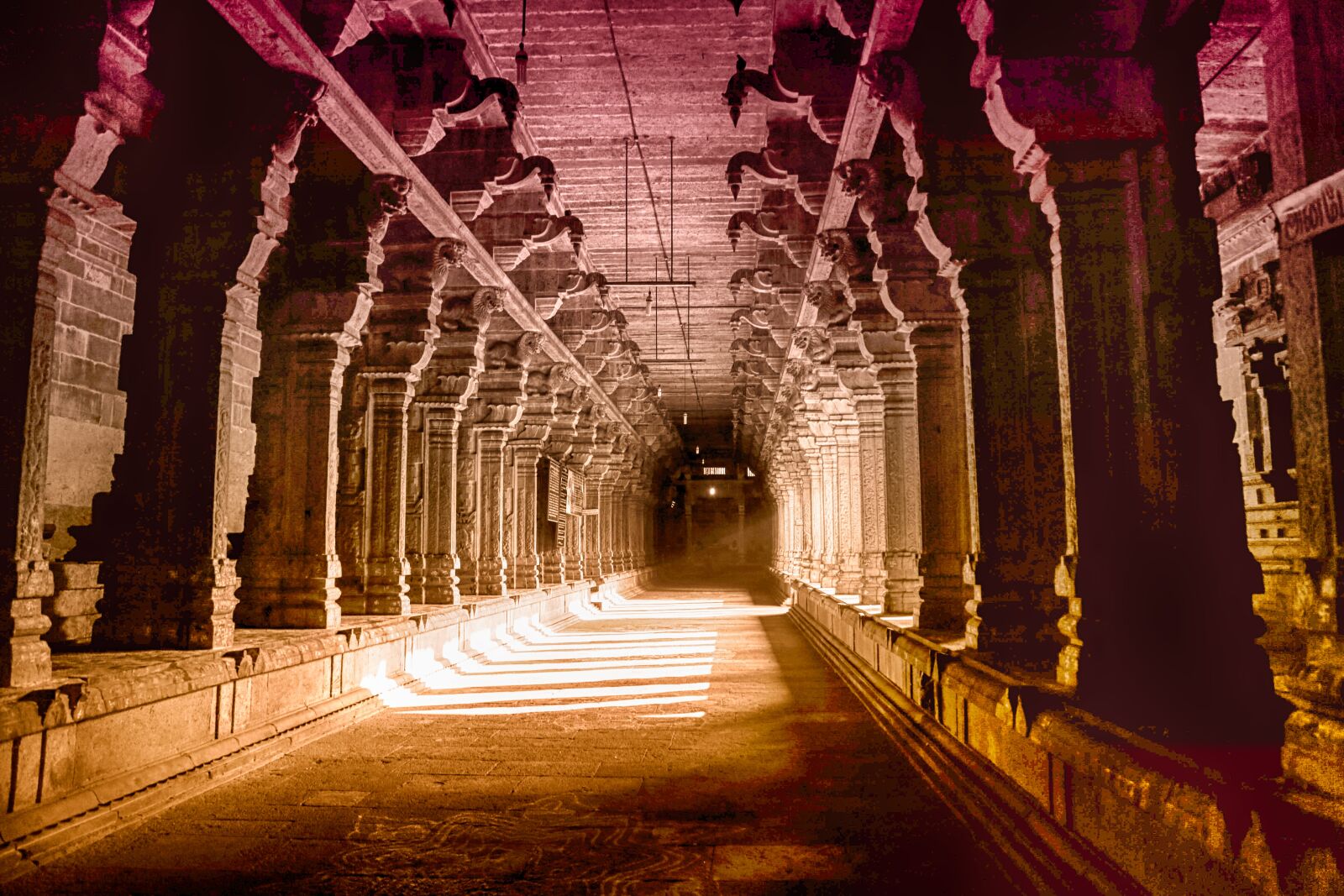 Canon EF 24-105mm F4L IS USM sample photo. Catacombs, underground, tunnel photography