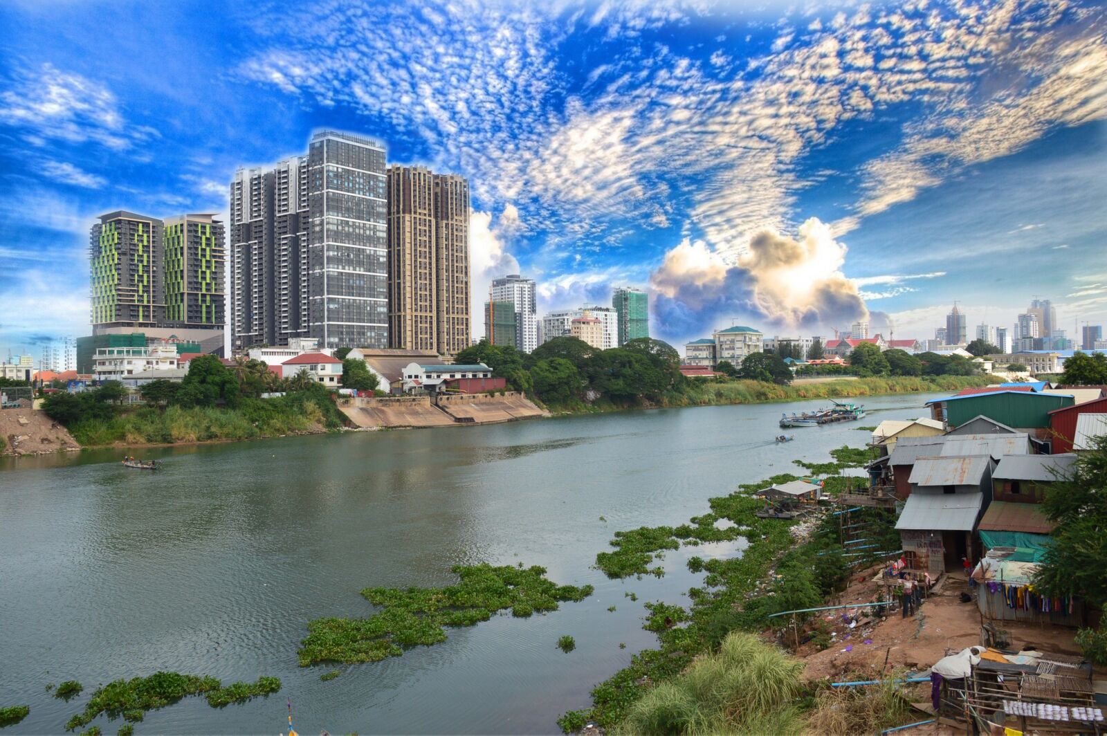 Nikon D3200 sample photo. The river, clouds fly photography