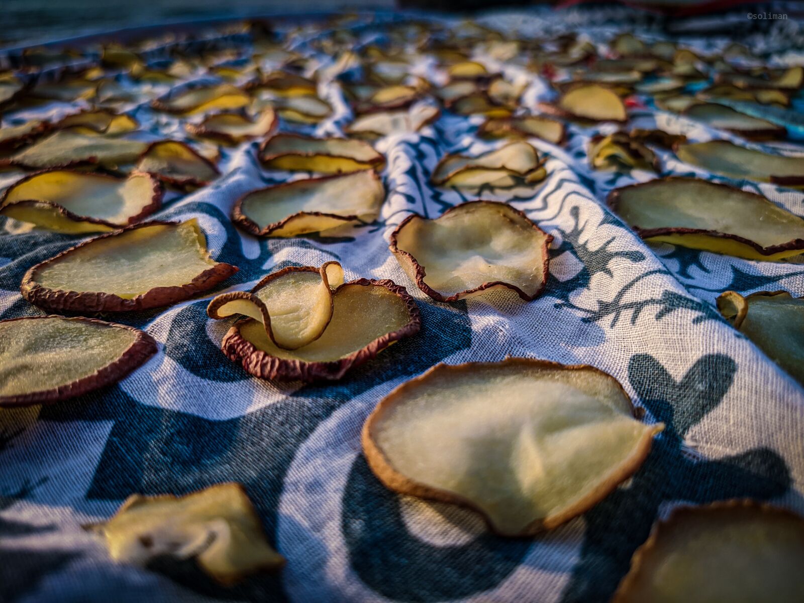 Xiaomi Mi A3 sample photo. Potatoes, potato slice, potato photography