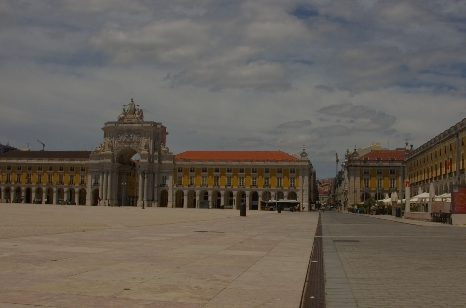 Nikon D5100 sample photo. Lisbon, portugal, low photography
