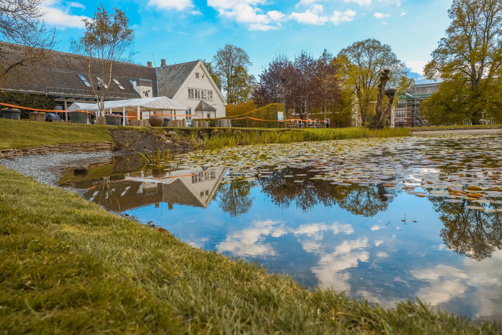 Canon EOS R sample photo. Building, landscape, water photography