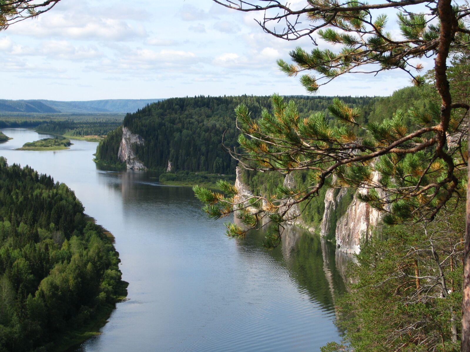 Пермский край река Вишера камень писаный