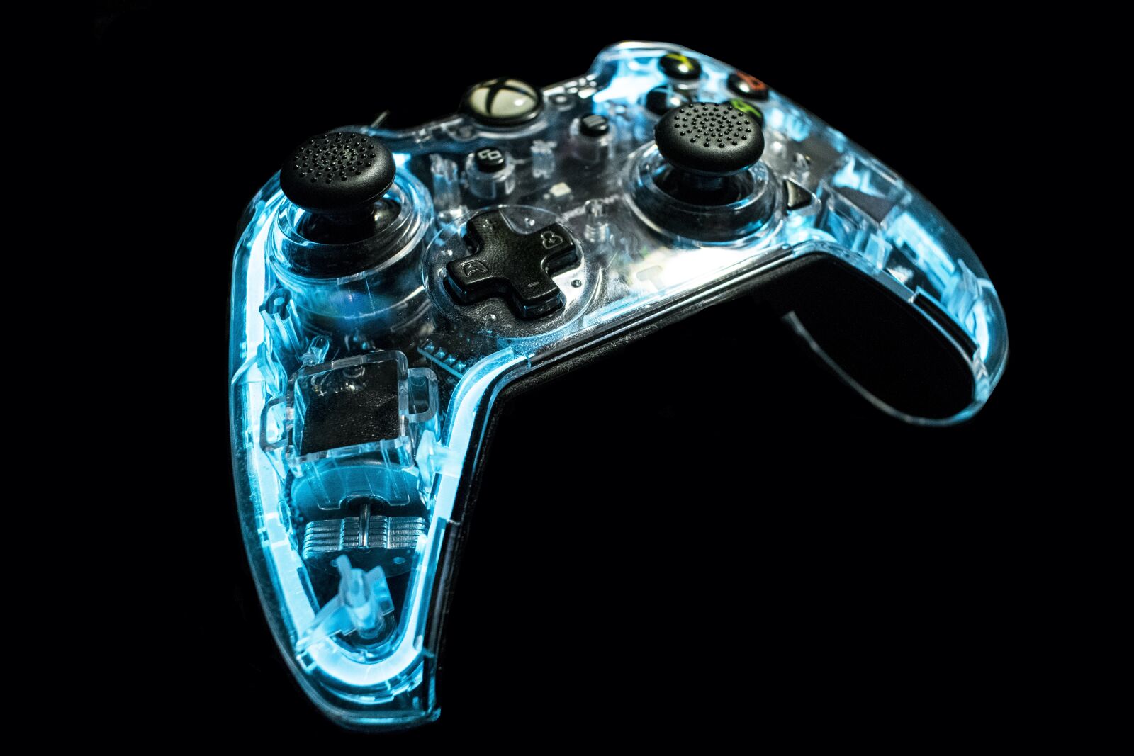 Nikon D5300 sample photo. Xbox, game, remote control photography