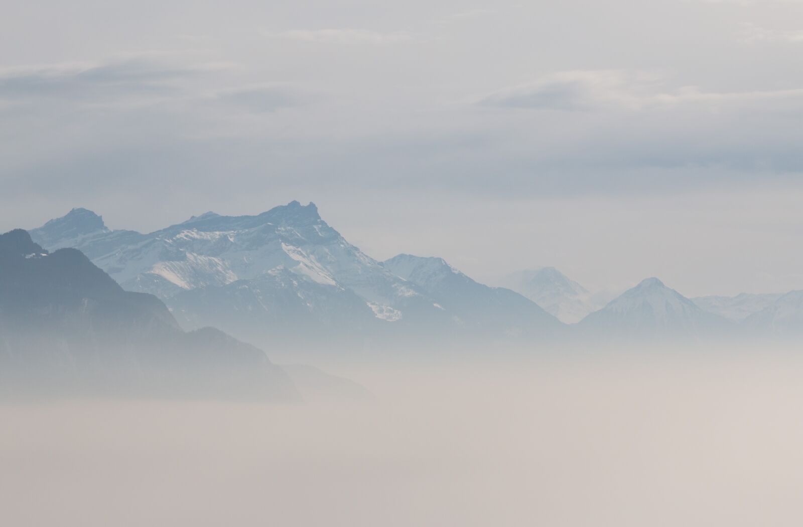 Canon EOS 70D + Canon EF 24-105mm F4L IS USM sample photo. Fog, winter, nature photography