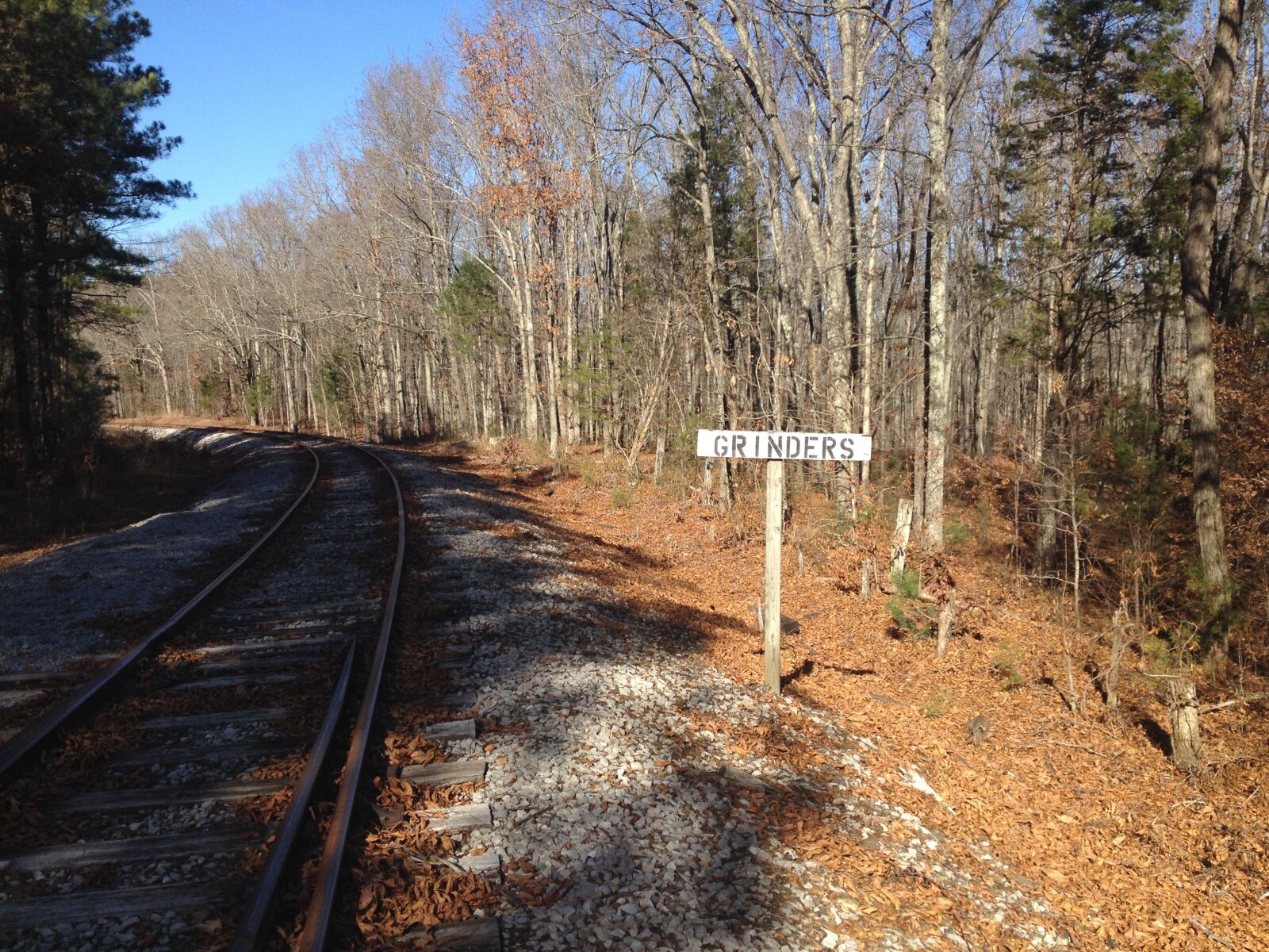 iPhone 4S back camera 4.28mm f/2.4 sample photo. Railroad, tracks, grinder's switch photography