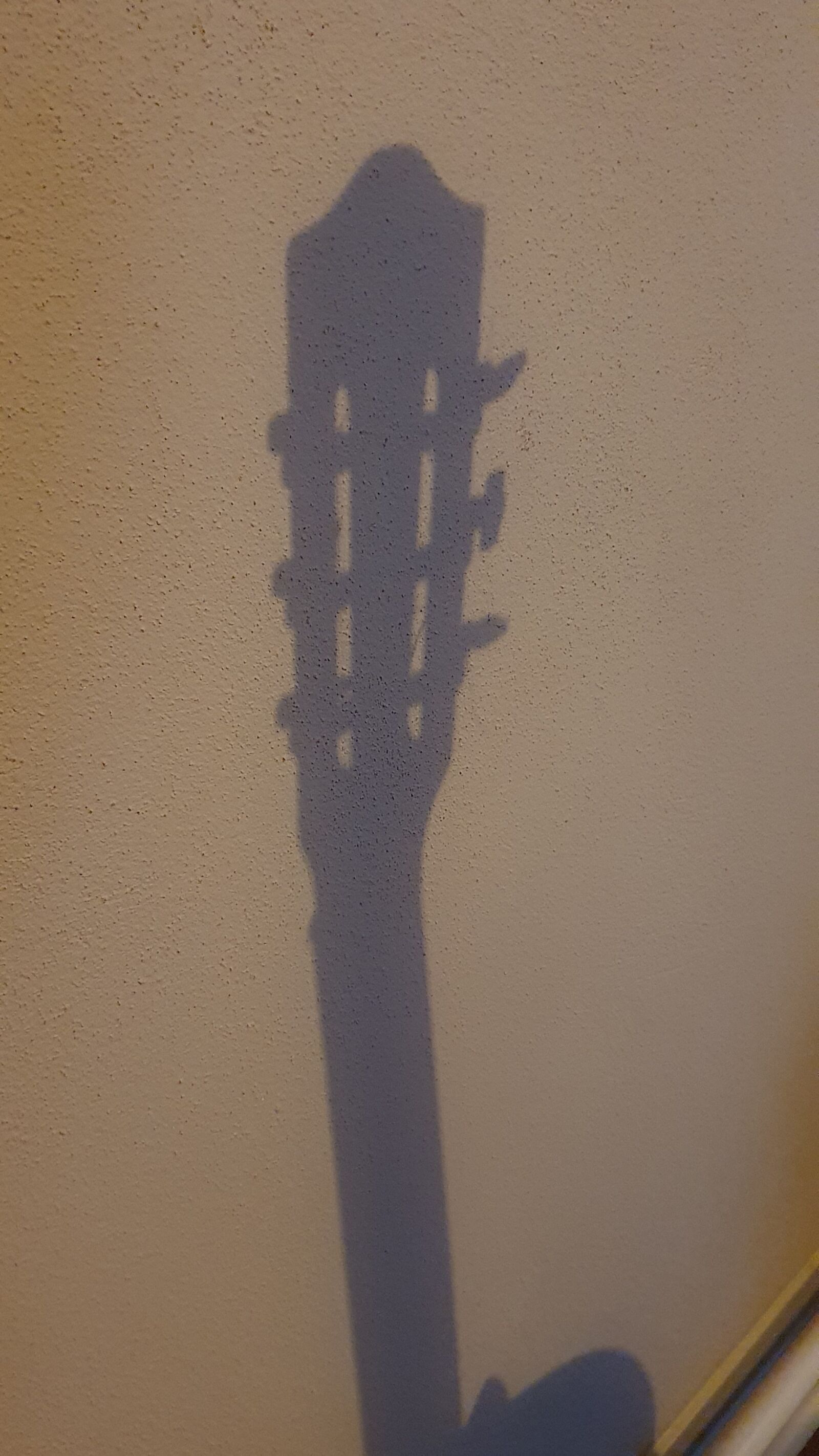 Samsung SM-G973F sample photo. Guitar, shadow, music photography