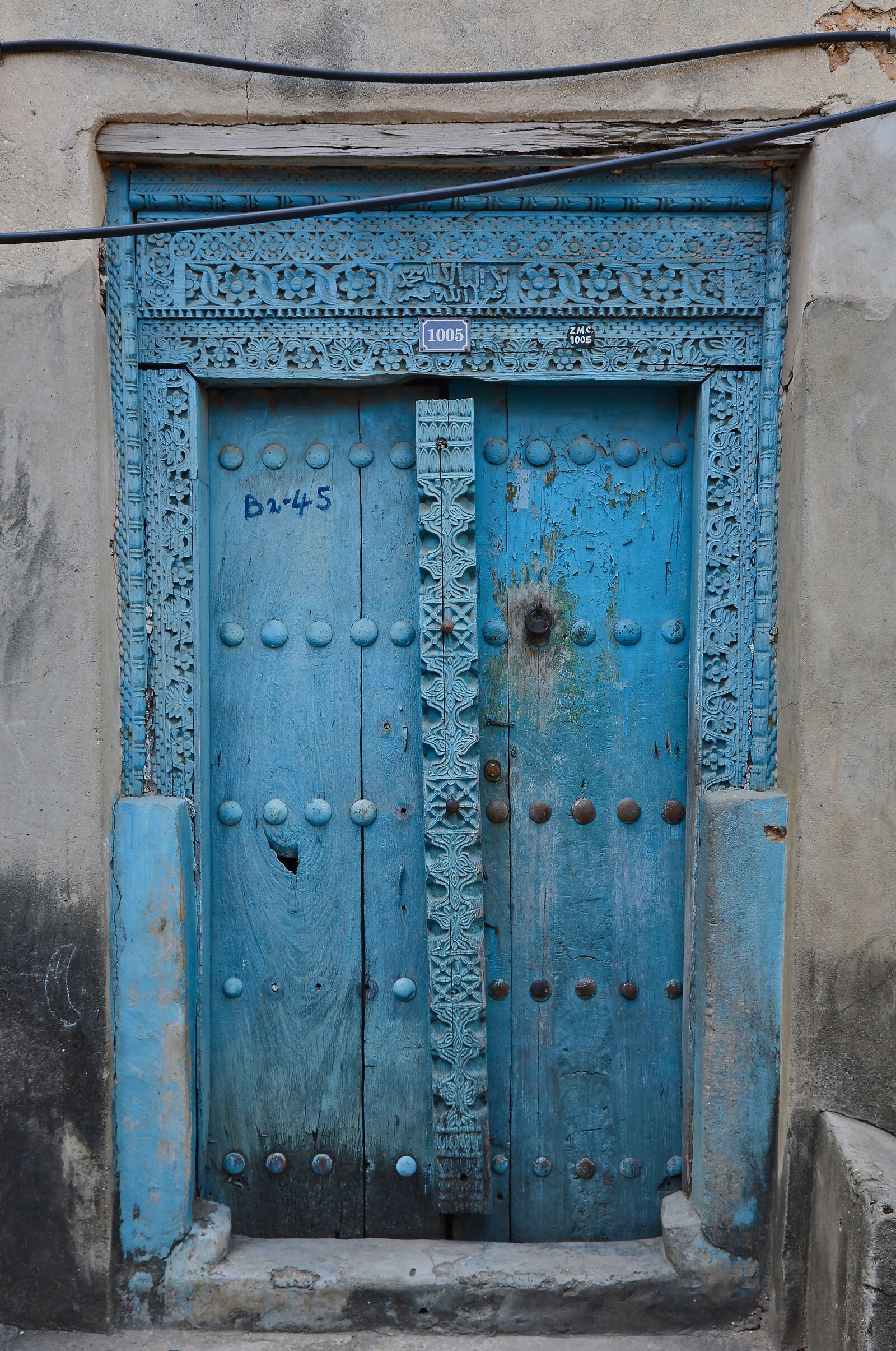 Nikon D7100 sample photo. Door, wooden door, zanzibar photography