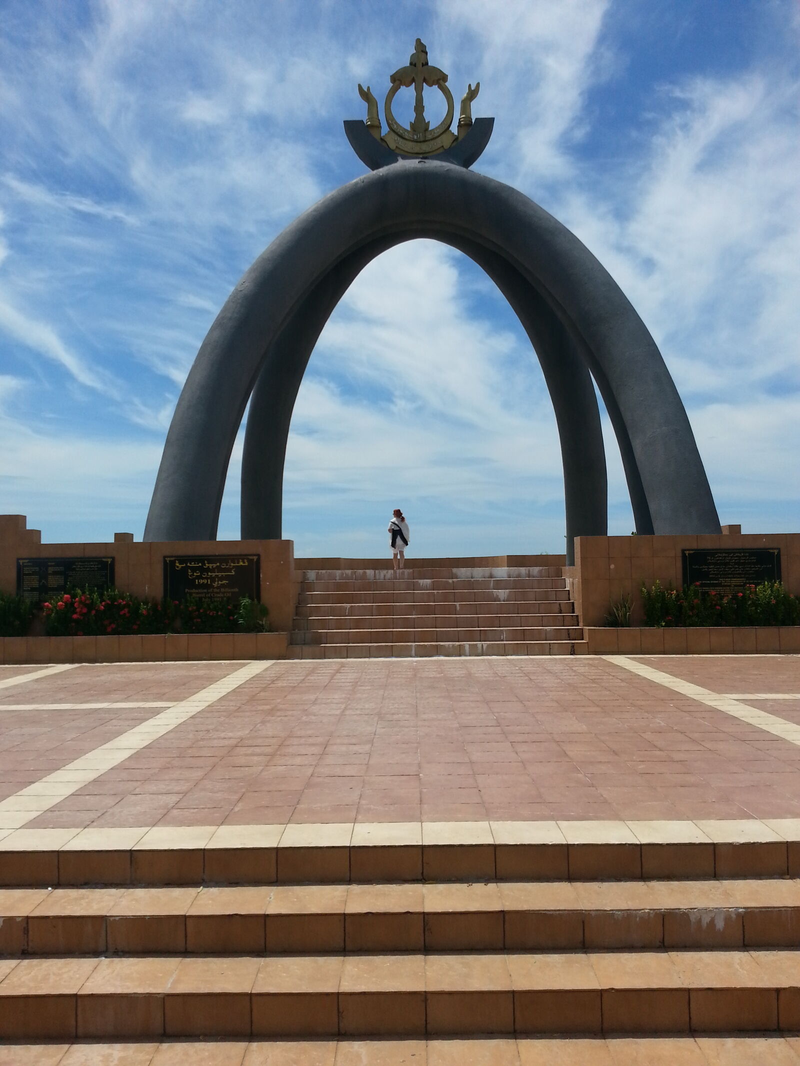 Samsung Galaxy Note2 sample photo. 1, billion, barrel, monument photography