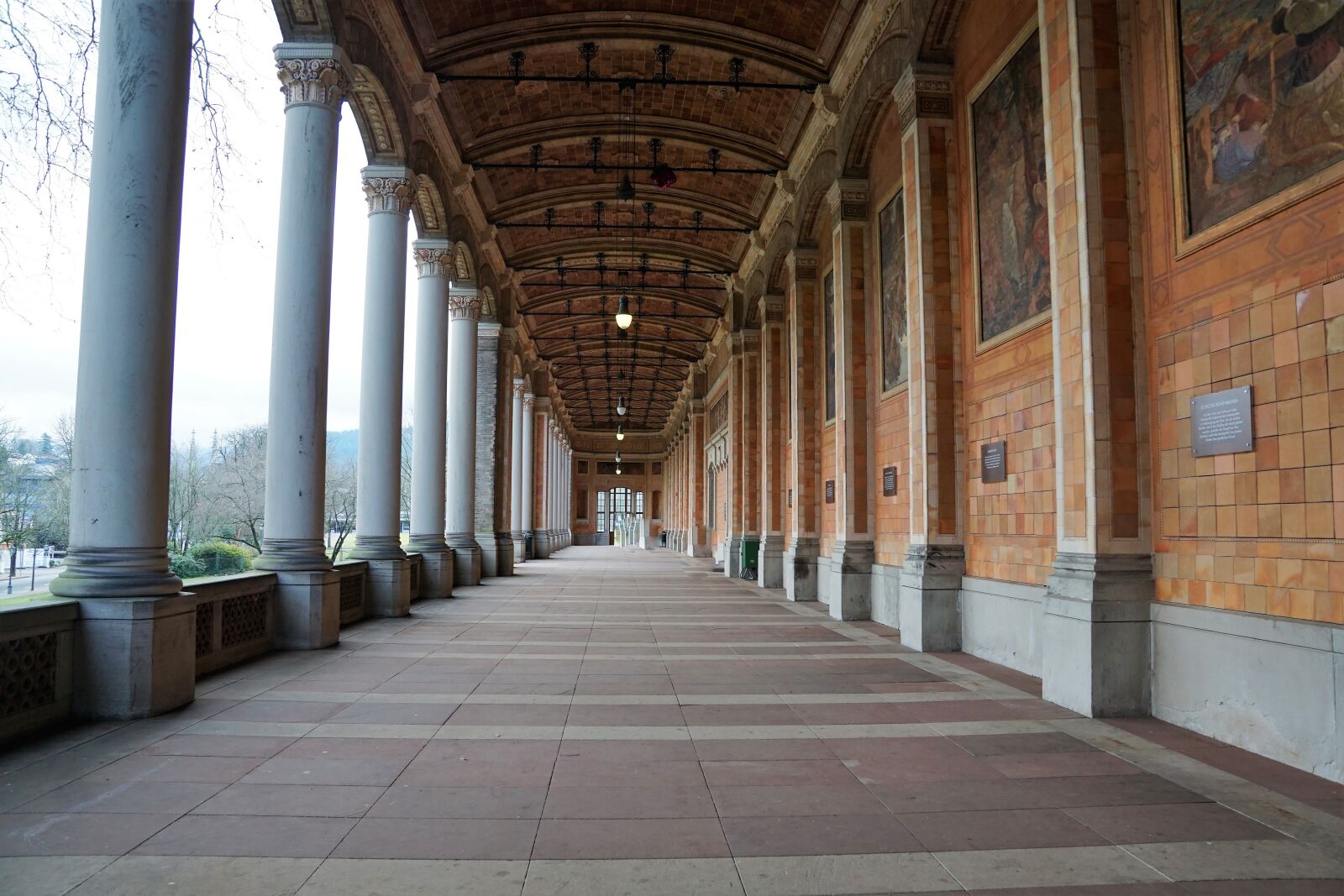 Sony ILCA-77M2 + Sony DT 16-50mm F2.8 SSM sample photo. Baden baden, pump room photography