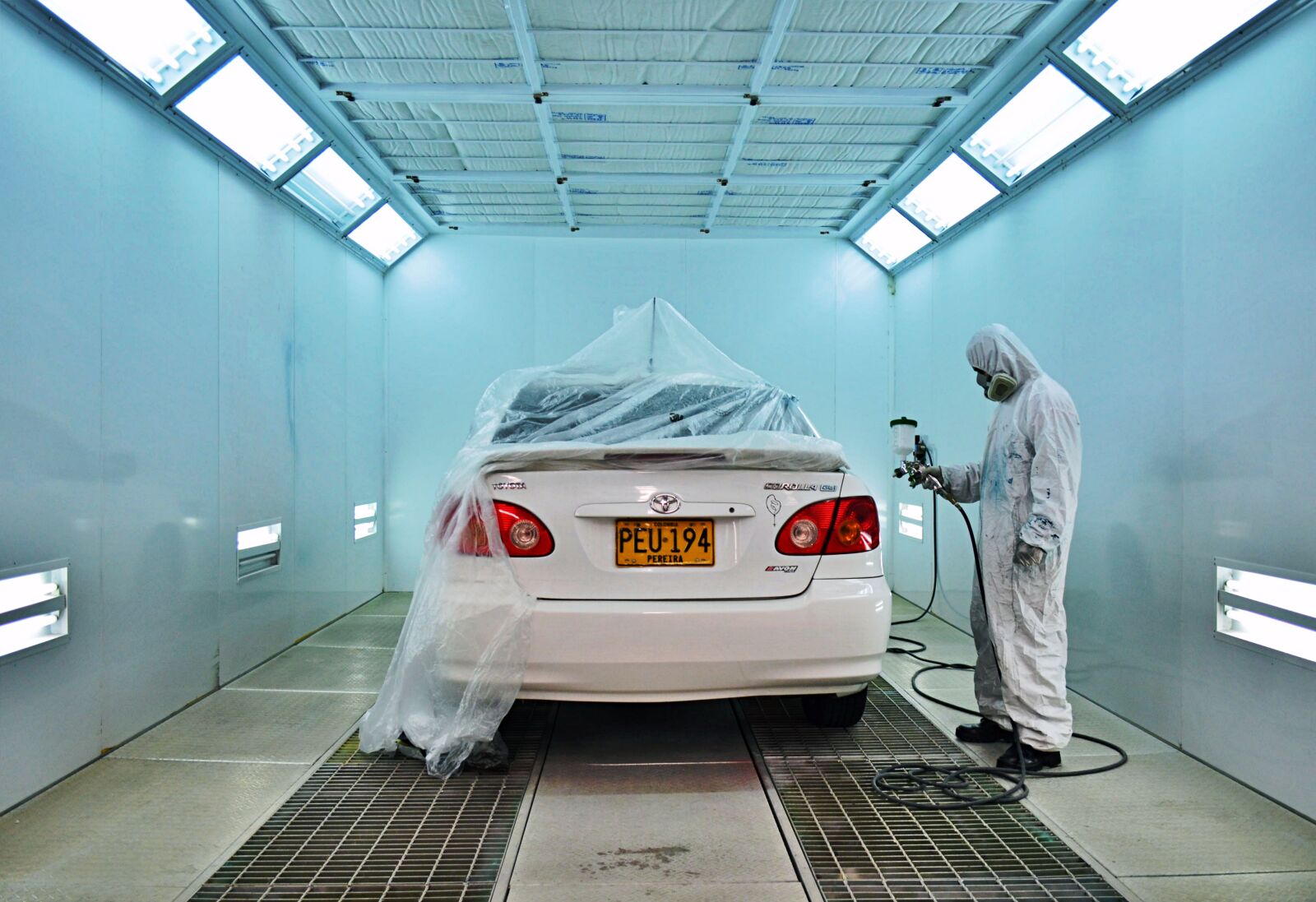 Nikon D5100 sample photo. Painting, car, auto photography